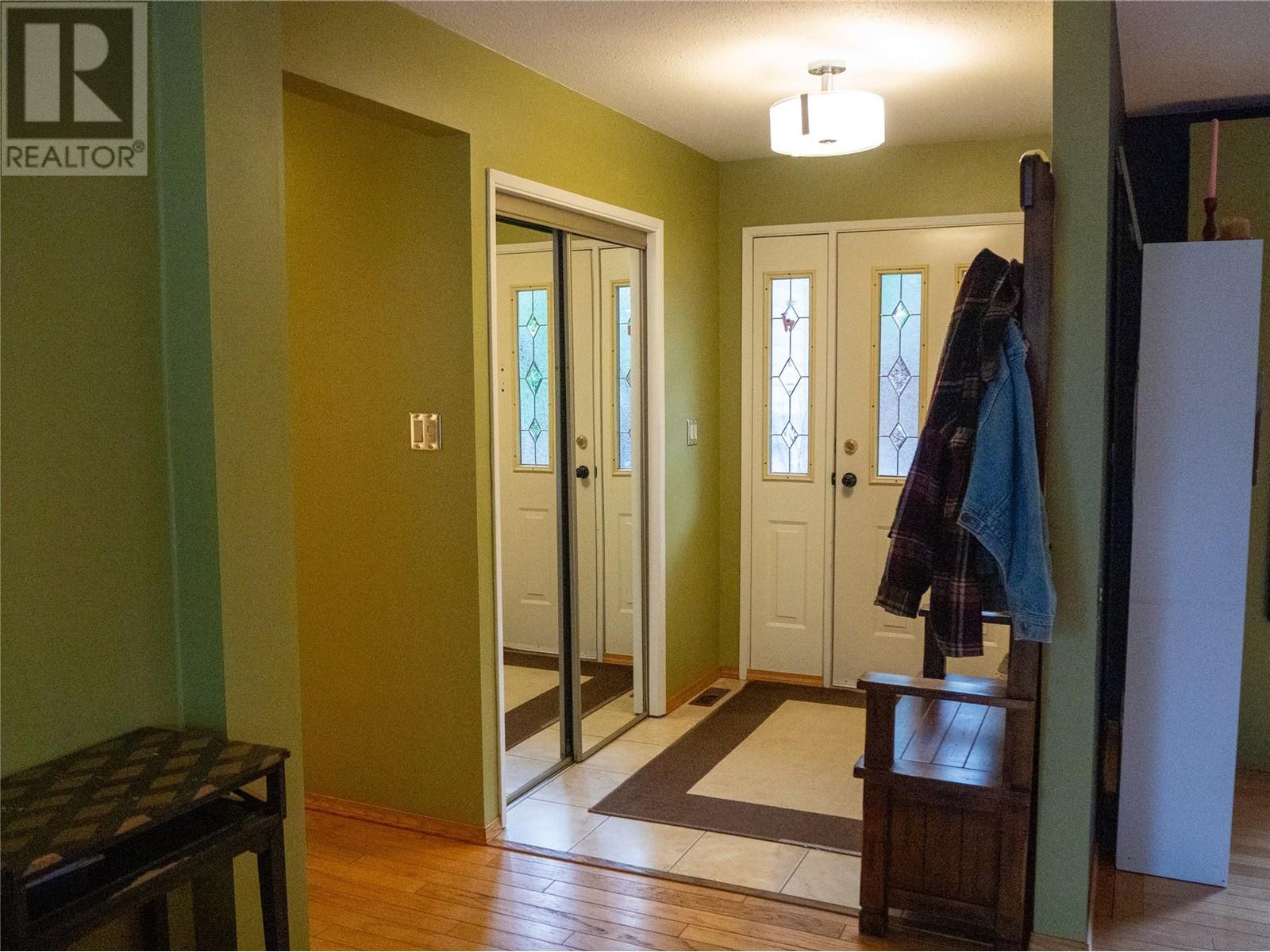 822 Richards West Street, Nelson, British Columbia  V1L 6E3 - Photo 27 - 10346746