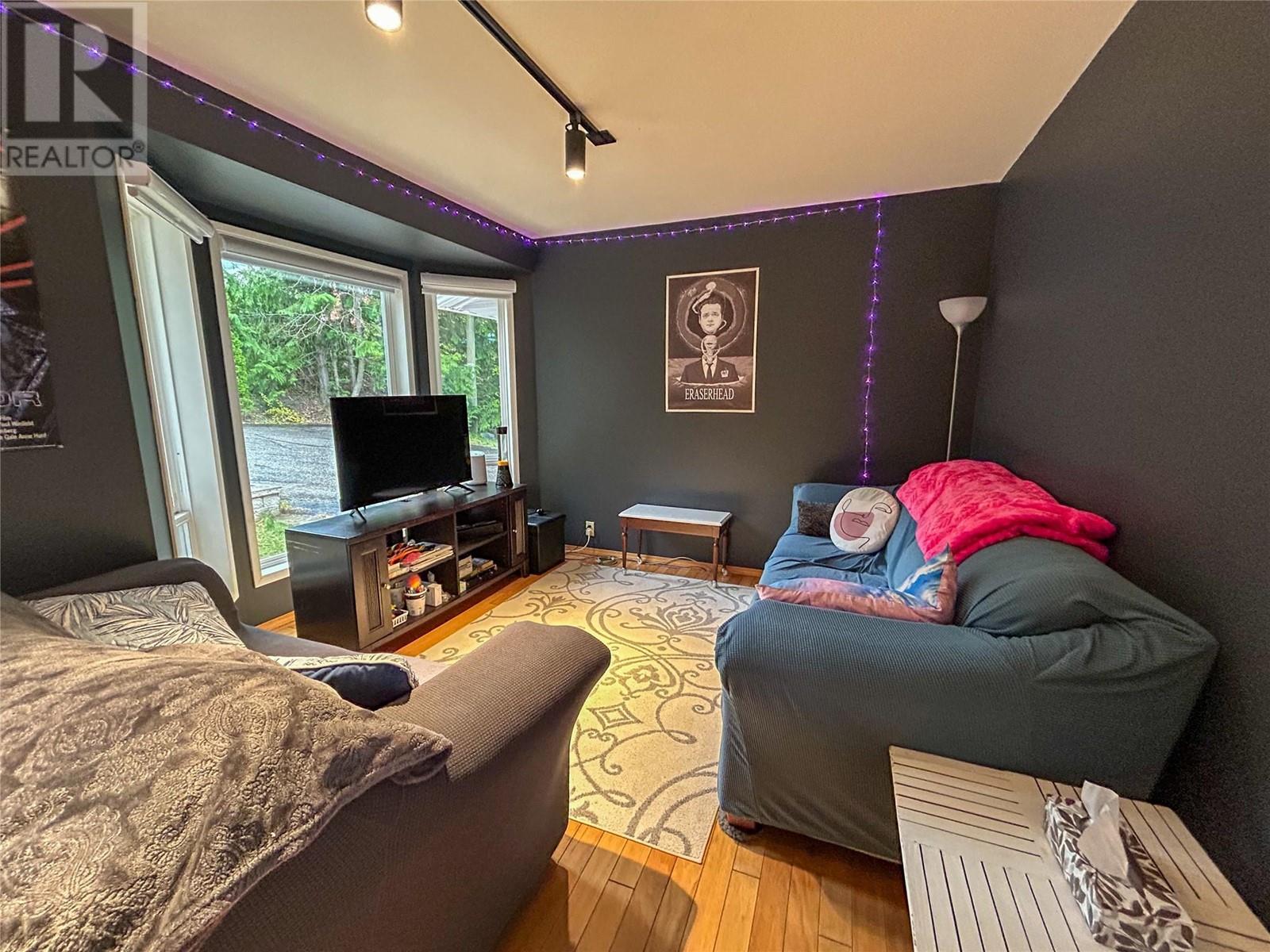 822 Richards West Street, Nelson, British Columbia  V1L 6E3 - Photo 44 - 10346746