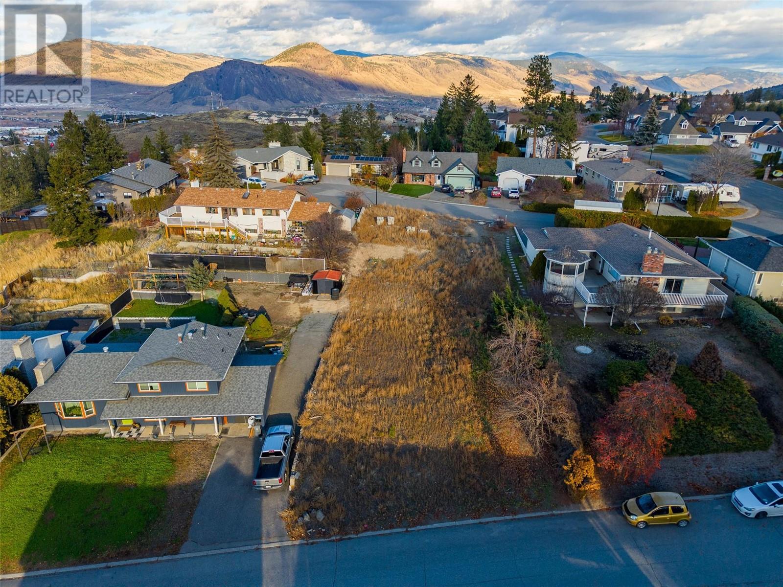 736 Gleneagles Drive, Kamloops, British Columbia  V2E 1J8 - Photo 4 - 10345893