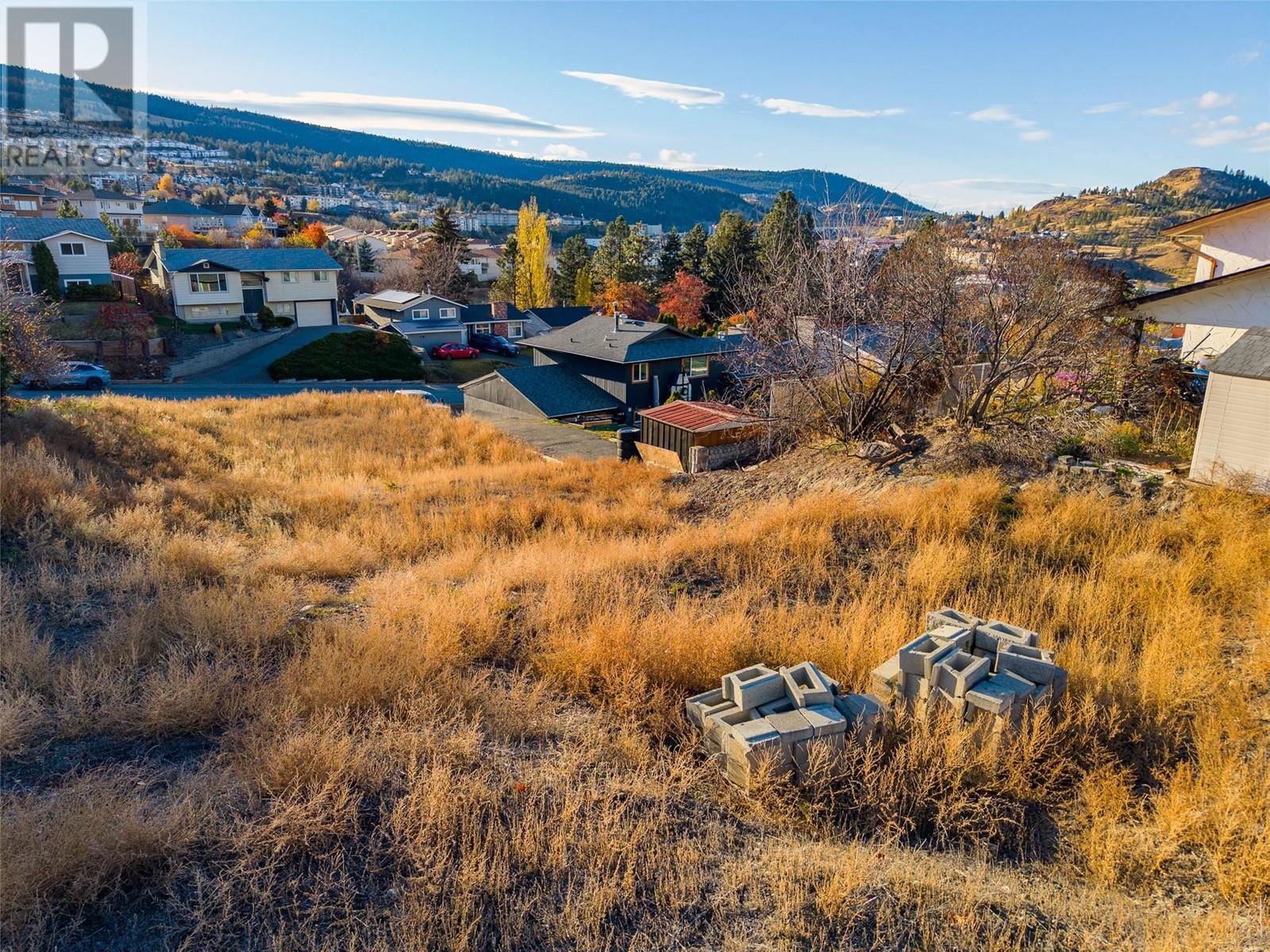 1916 Glencoe Place, Kamloops, British Columbia  V2E 1K5 - Photo 5 - 10345876