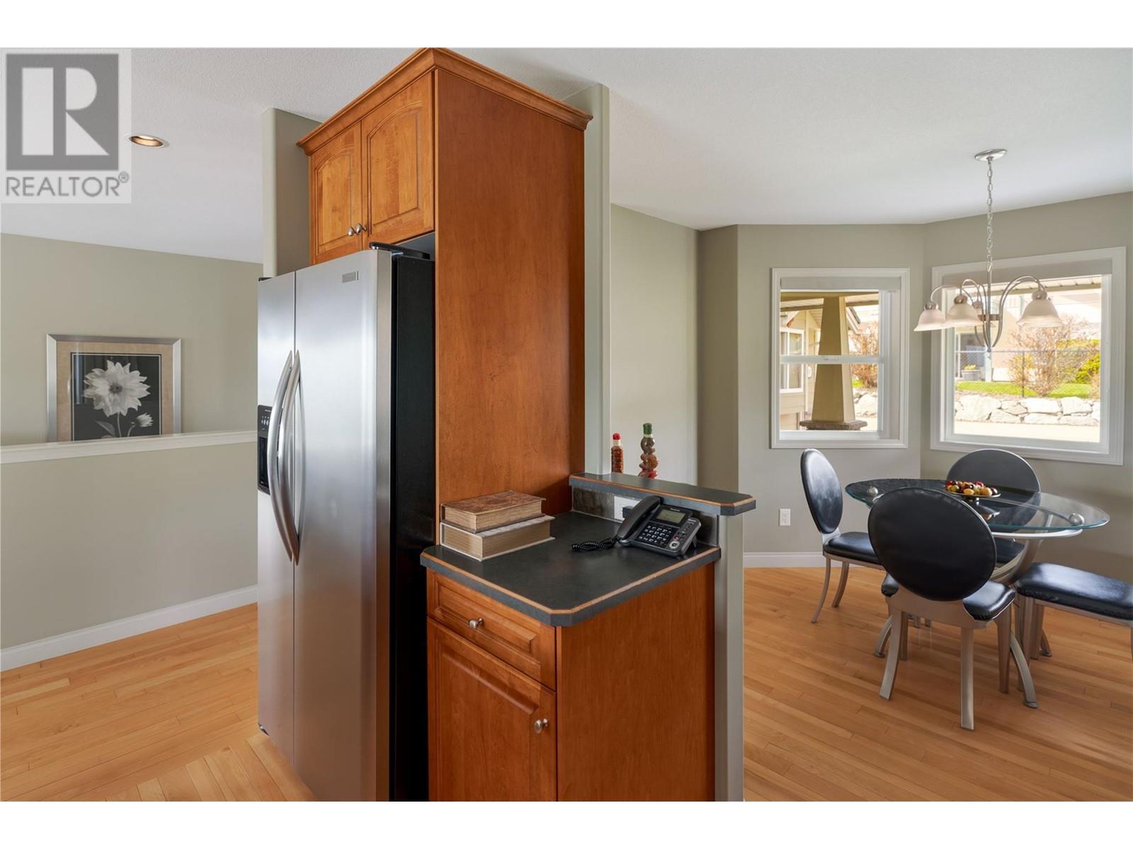 5165 Sandhills Drive, Kelowna, British Columbia  V1X 7Y7 - Photo 5 - 10344955
