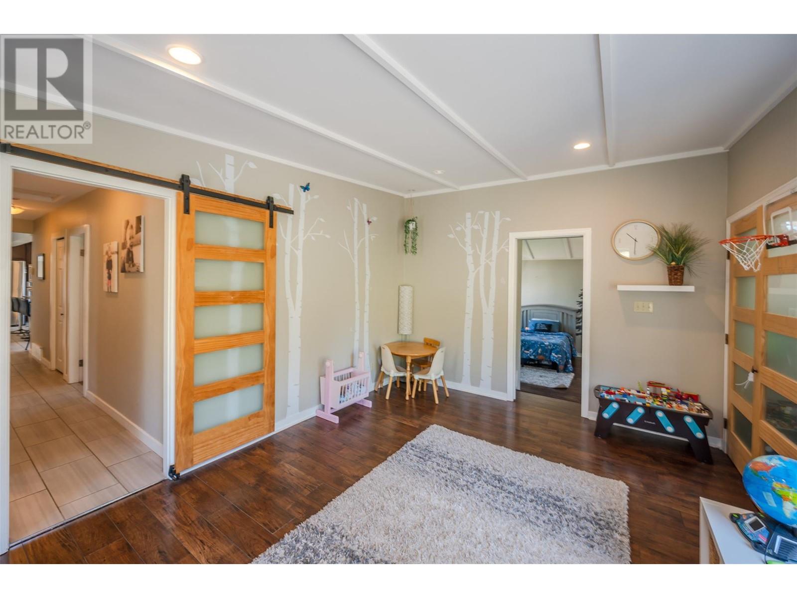 1107 Park Place, Penticton, British Columbia  V2A 8X9 - Photo 25 - 10346787