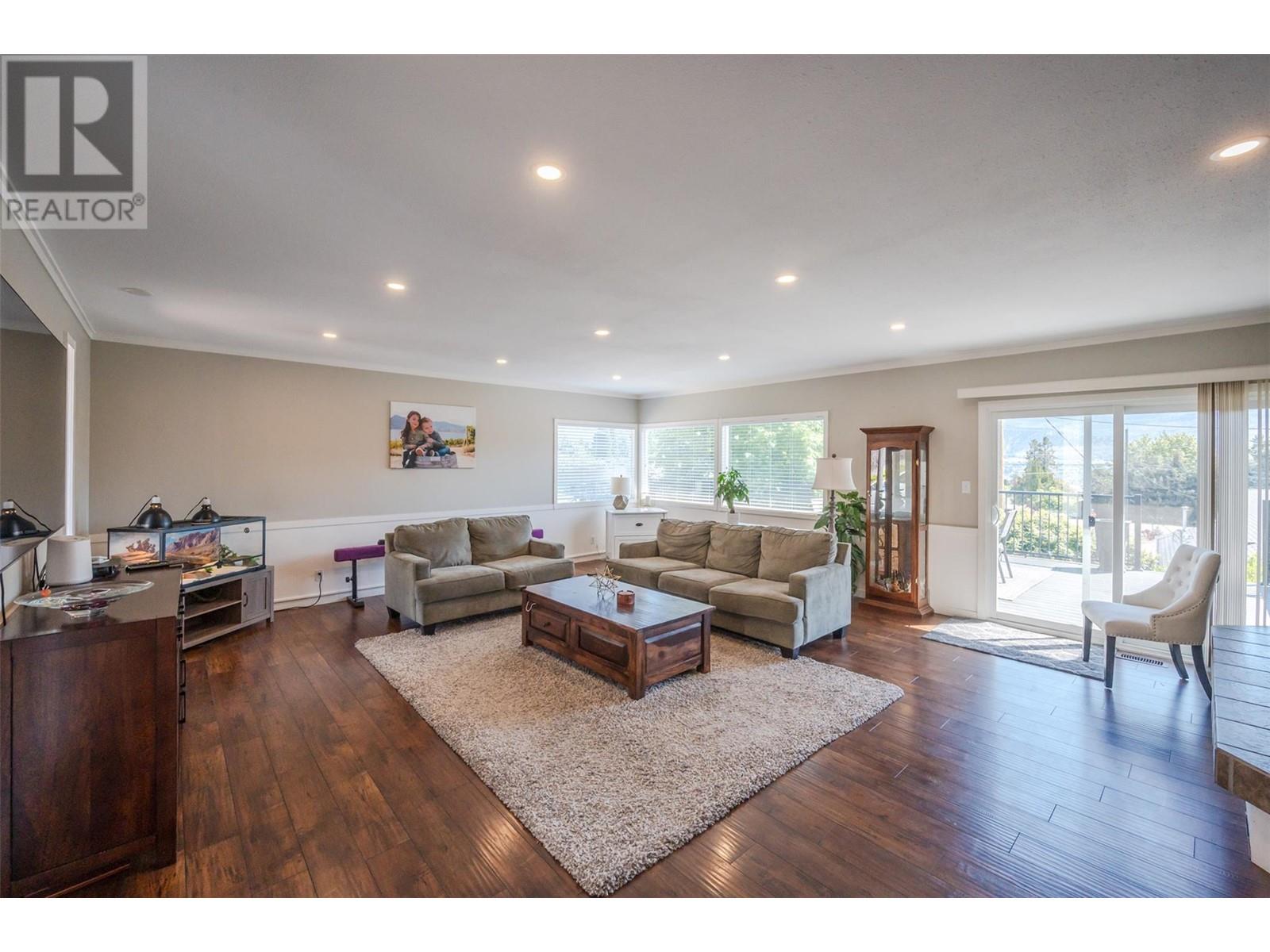 1107 Park Place, Penticton, British Columbia  V2A 8X9 - Photo 33 - 10346787