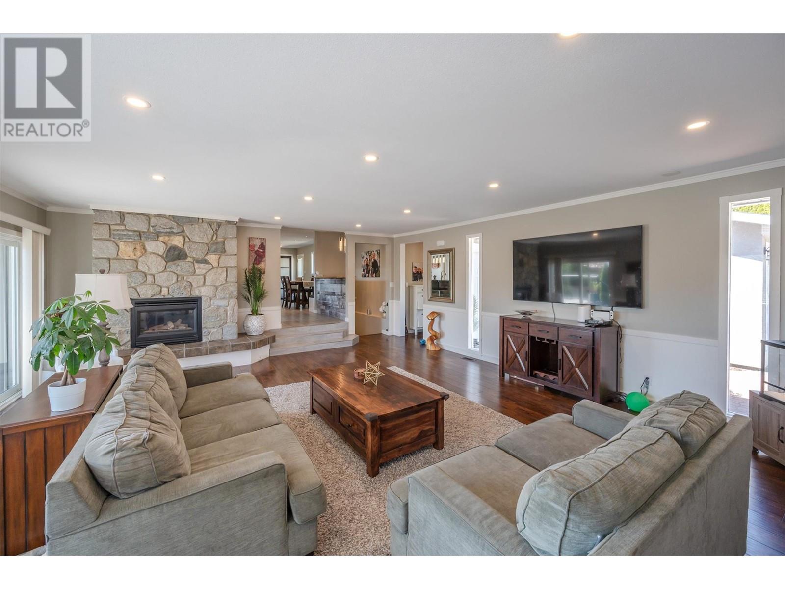 1107 Park Place, Penticton, British Columbia  V2A 8X9 - Photo 35 - 10346787
