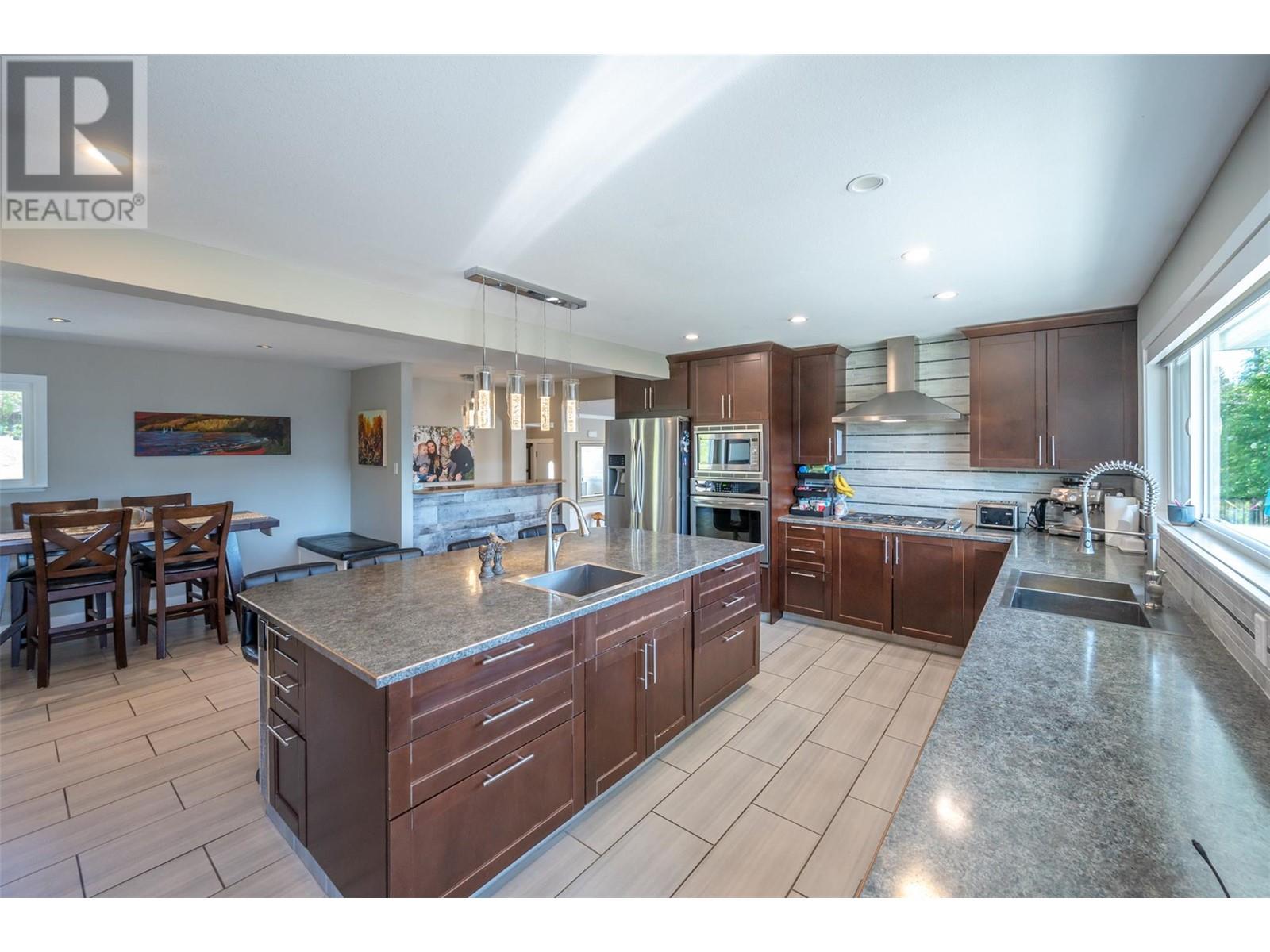 1107 Park Place, Penticton, British Columbia  V2A 8X9 - Photo 43 - 10346787