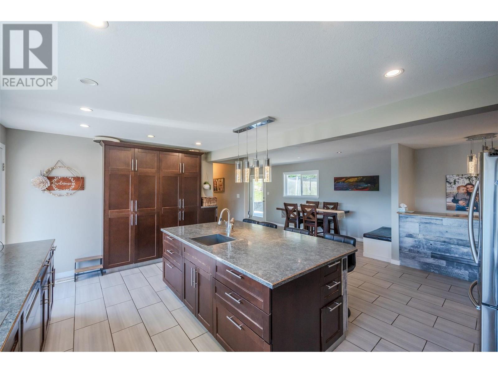 1107 Park Place, Penticton, British Columbia  V2A 8X9 - Photo 45 - 10346787