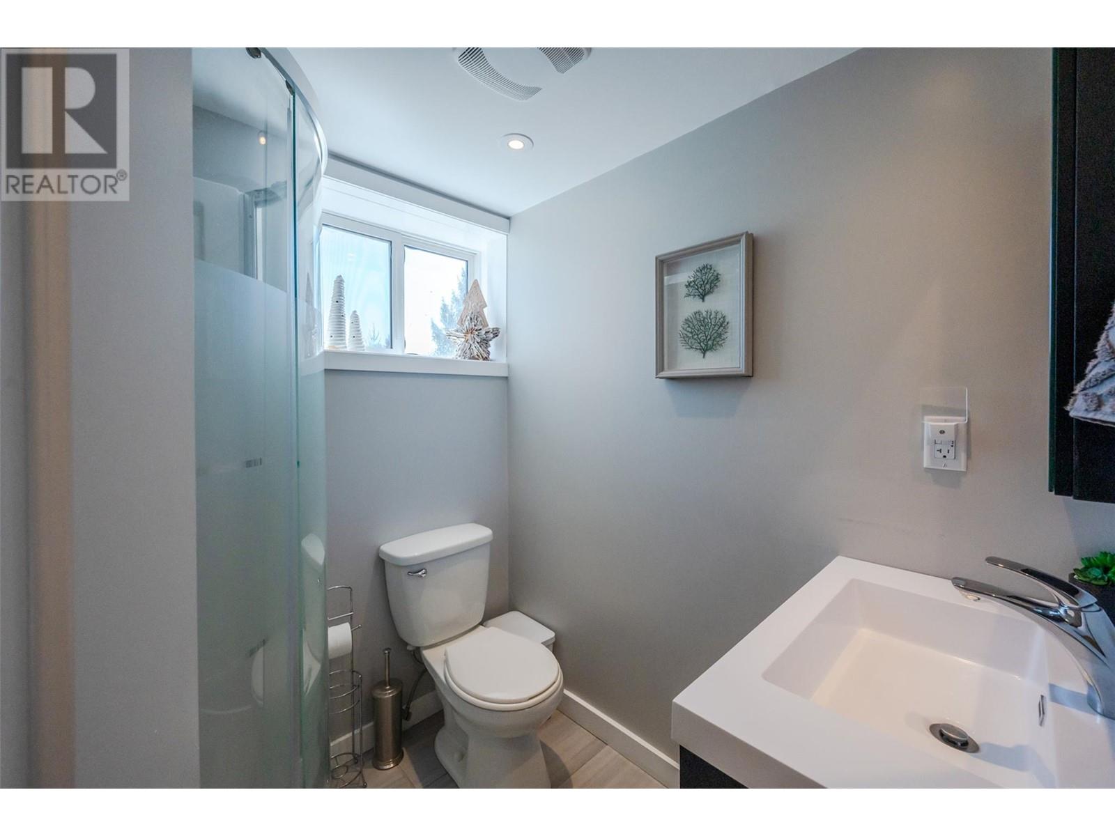 1107 Park Place, Penticton, British Columbia  V2A 8X9 - Photo 68 - 10346787
