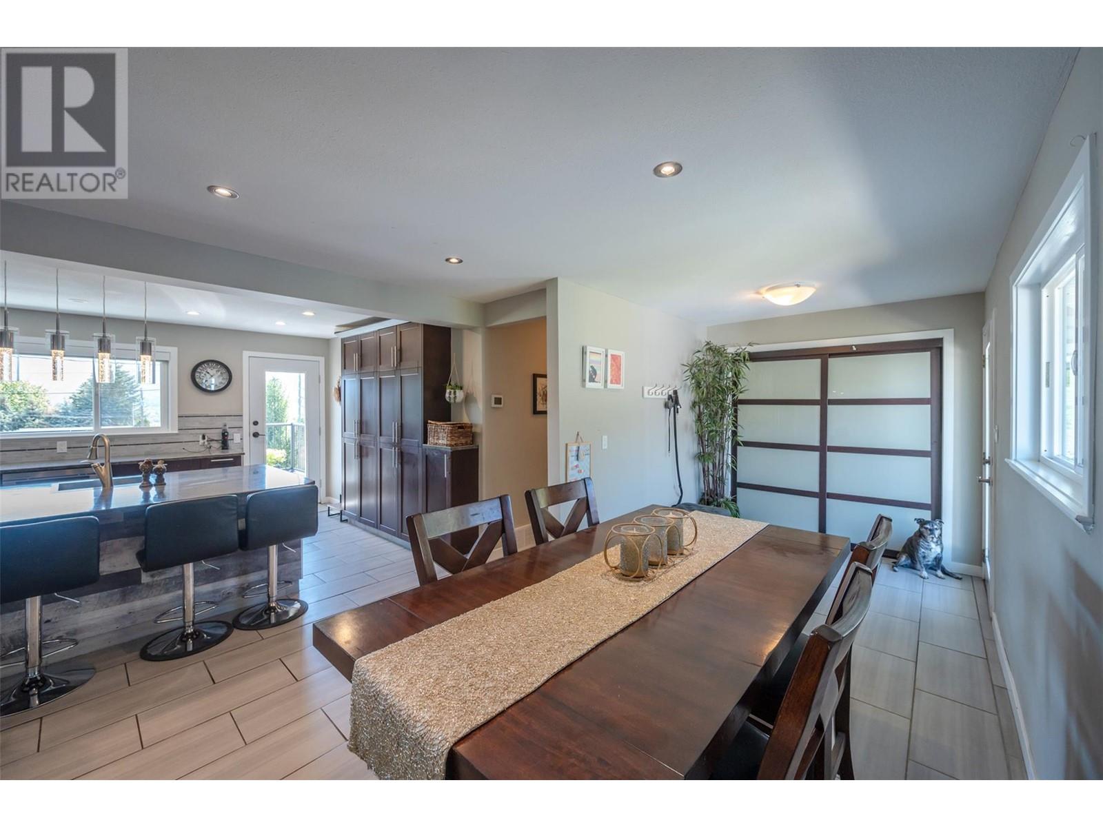 1107 Park Place, Penticton, British Columbia  V2A 8X9 - Photo 8 - 10346787