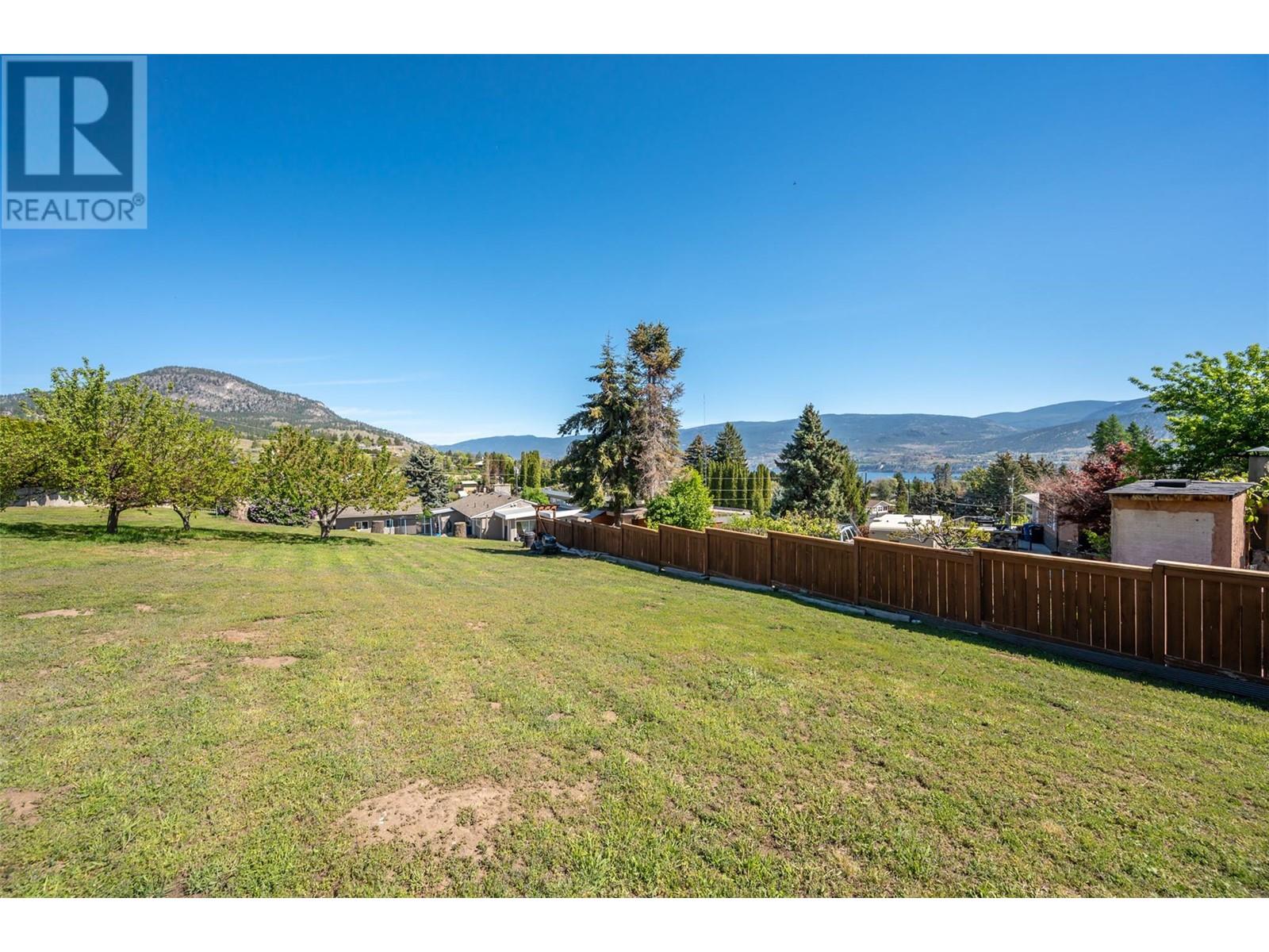 1107 Park Place, Penticton, British Columbia  V2A 8X9 - Photo 83 - 10346787