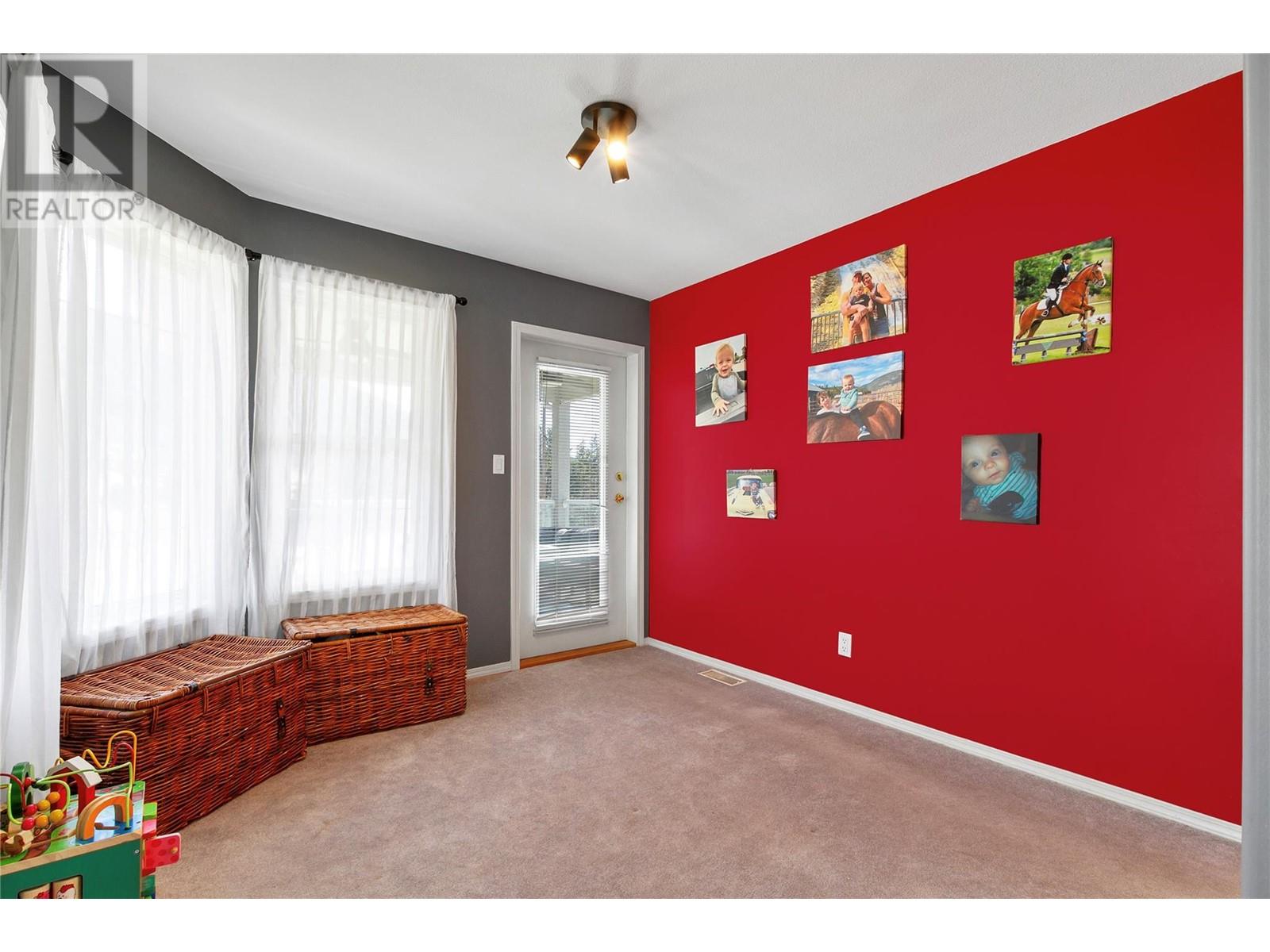 5596 Curlew Road, Vernon, British Columbia  V1B 3J8 - Photo 23 - 10346589