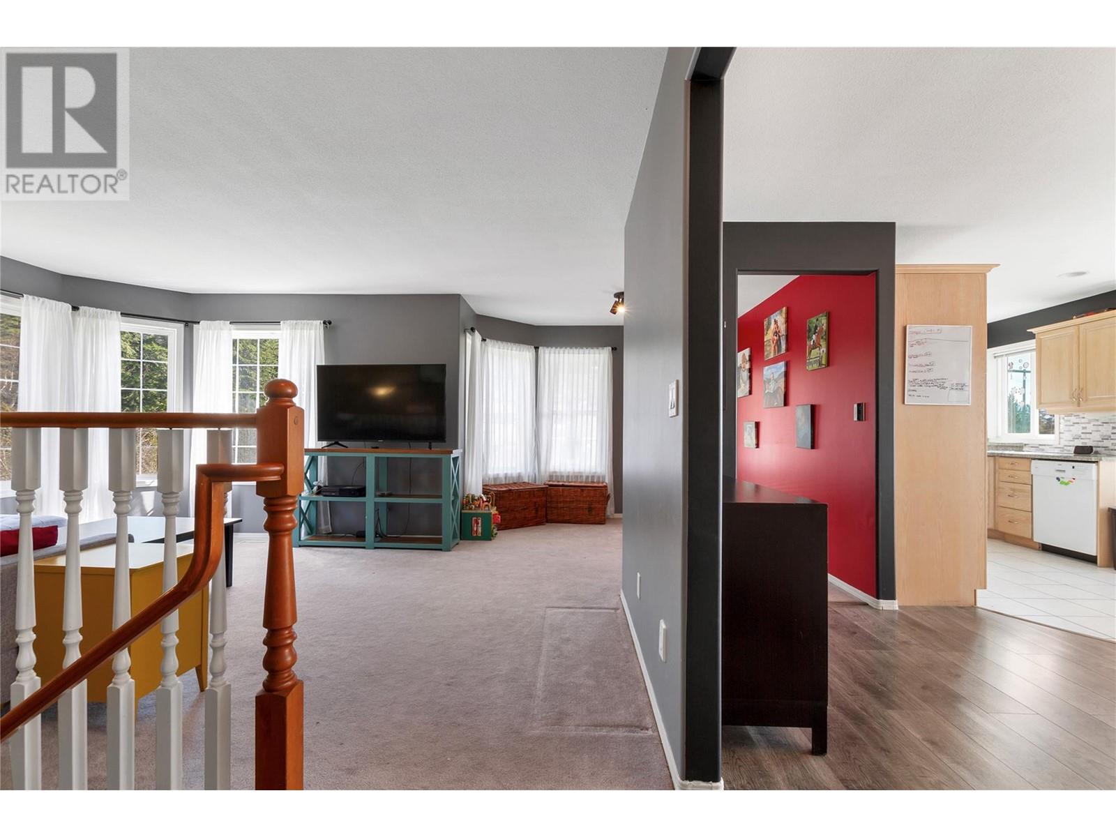 5596 Curlew Road, Vernon, British Columbia  V1B 3J8 - Photo 39 - 10346589