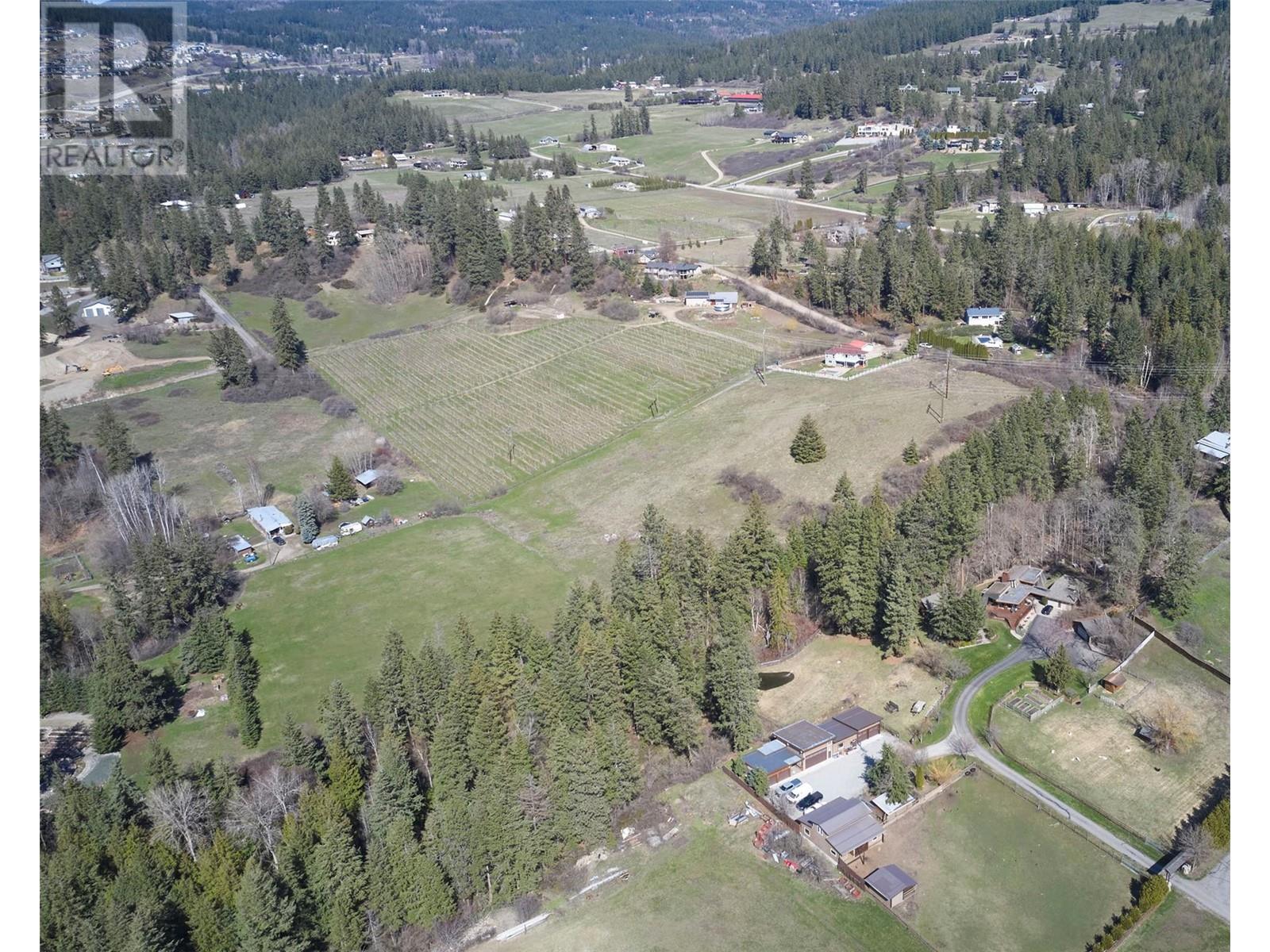 5596 Curlew Road, Vernon, British Columbia  V1B 3J8 - Photo 68 - 10346589