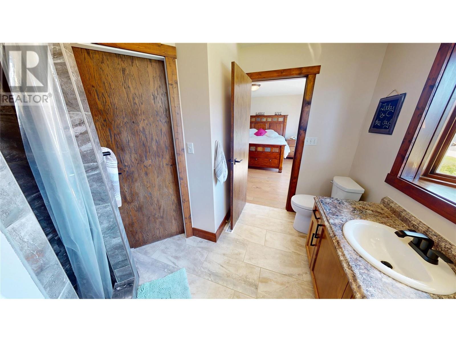 8380 Richardson Crescent, Canal Flats, British Columbia  V0B 1B0 - Photo 18 - 10346587