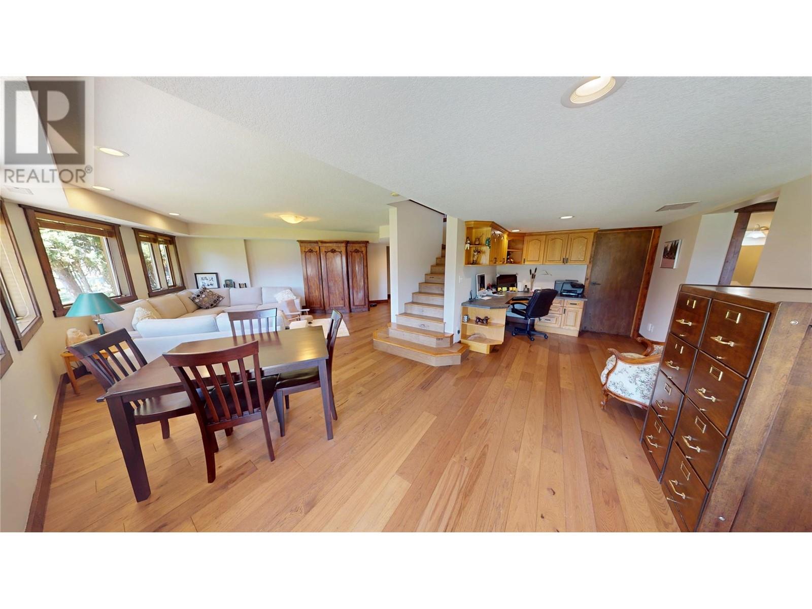 8380 Richardson Crescent, Canal Flats, British Columbia  V0B 1B0 - Photo 24 - 10346587