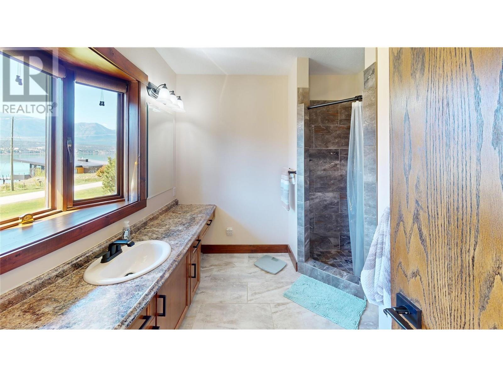 8380 Richardson Crescent, Canal Flats, British Columbia  V0B 1B0 - Photo 25 - 10346587