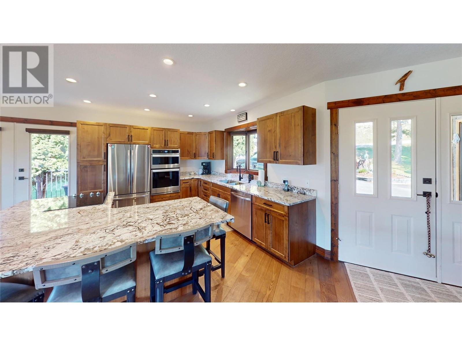 8380 Richardson Crescent, Canal Flats, British Columbia  V0B 1B0 - Photo 27 - 10346587