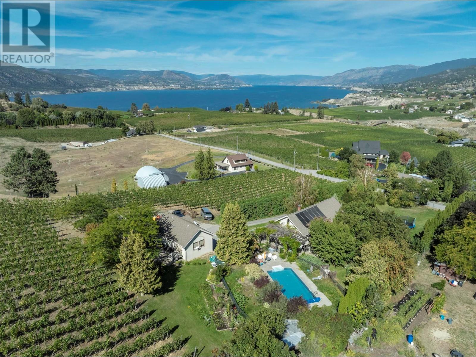1282 Corbishley Avenue, Penticton, British Columbia  V2A 8V2 - Photo 2 - 10346549