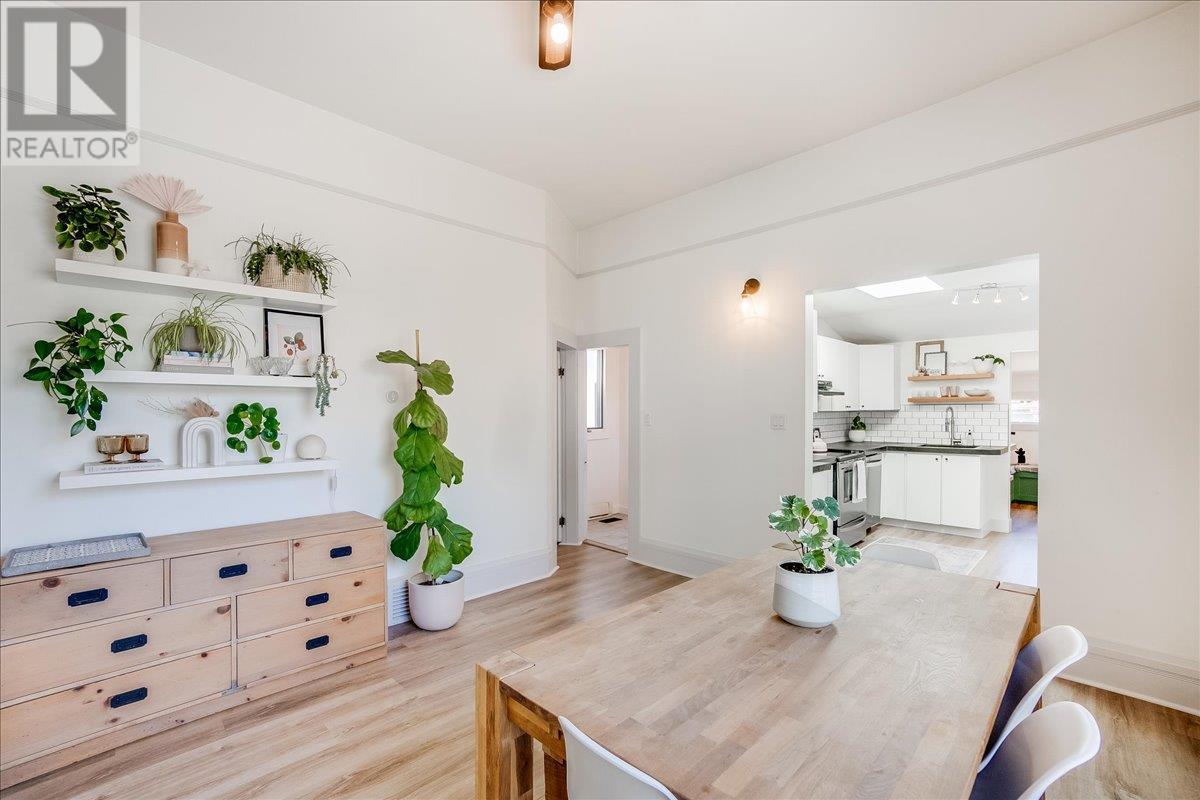 313 Latimer Street, Nelson, British Columbia  V1L 4T5 - Photo 11 - 10345908