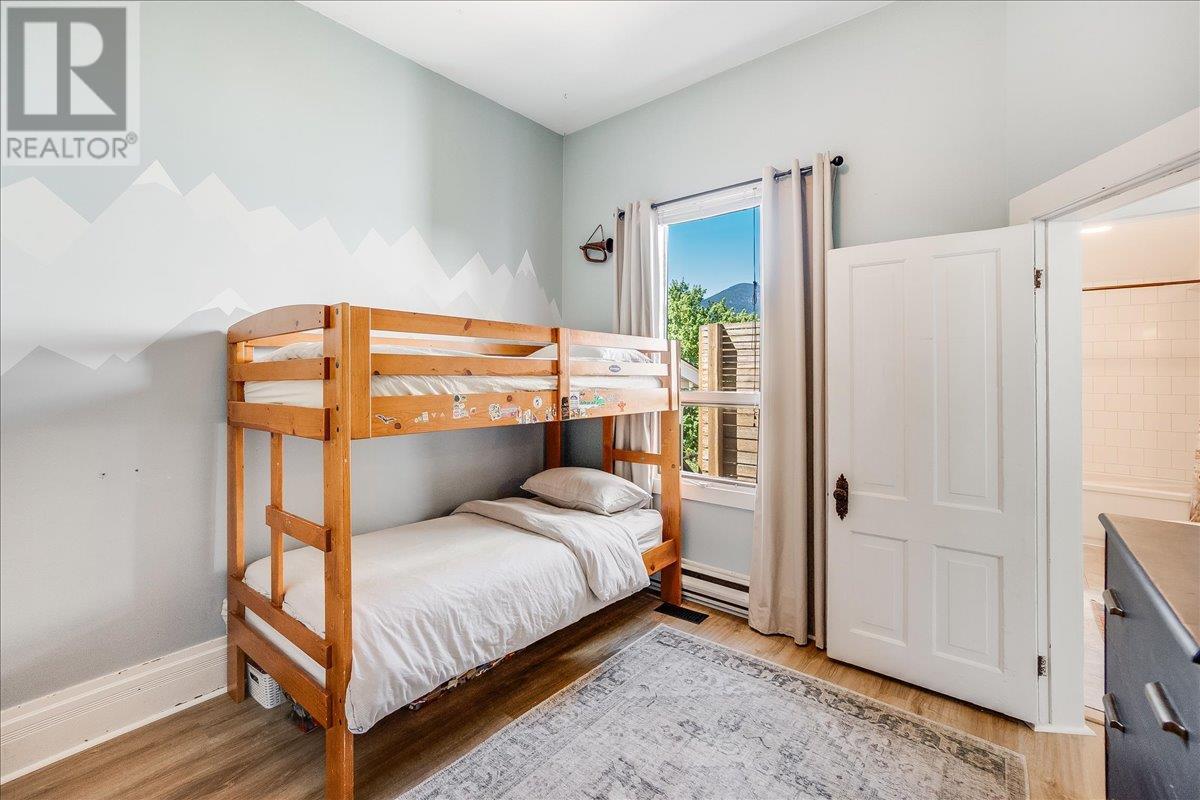 313 Latimer Street, Nelson, British Columbia  V1L 4T5 - Photo 24 - 10345908