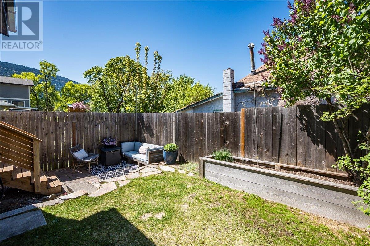 313 Latimer Street, Nelson, British Columbia  V1L 4T5 - Photo 37 - 10345908