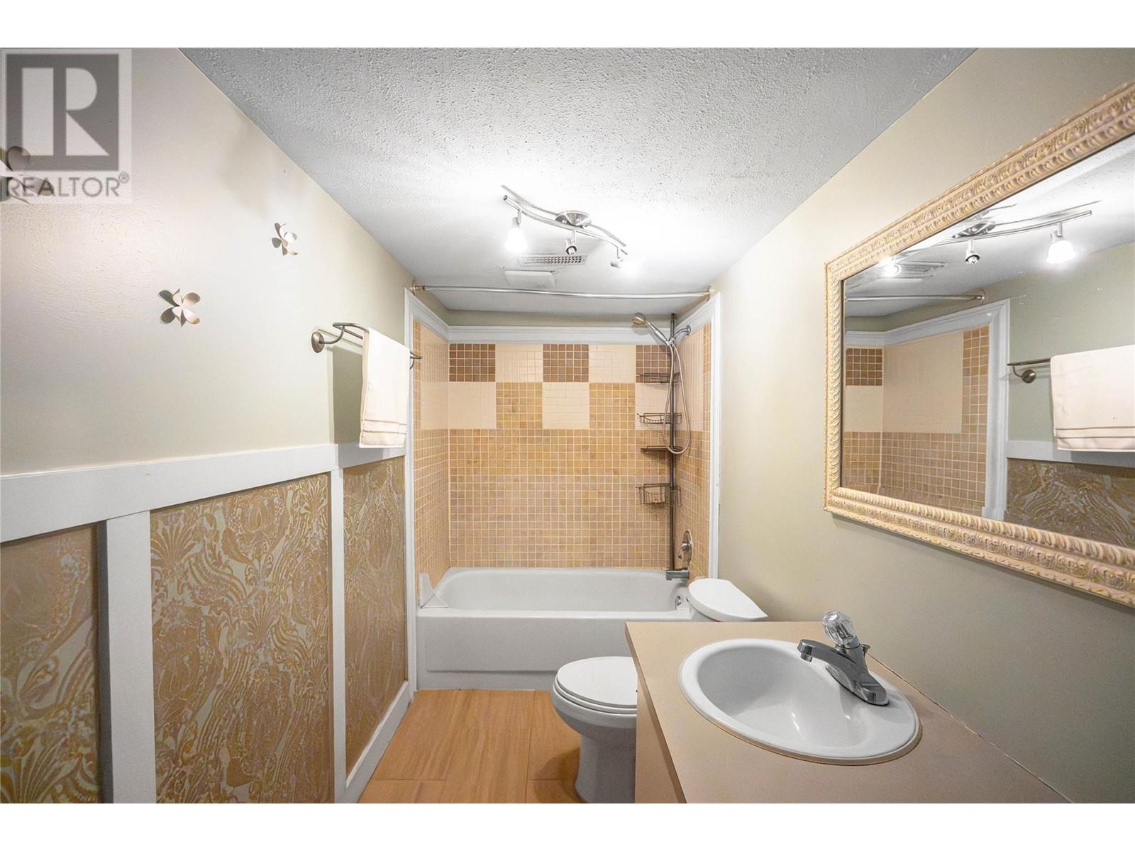 2096 Shamrock Drive, West Kelowna, British Columbia  V4T 1T8 - Photo 37 - 10345190