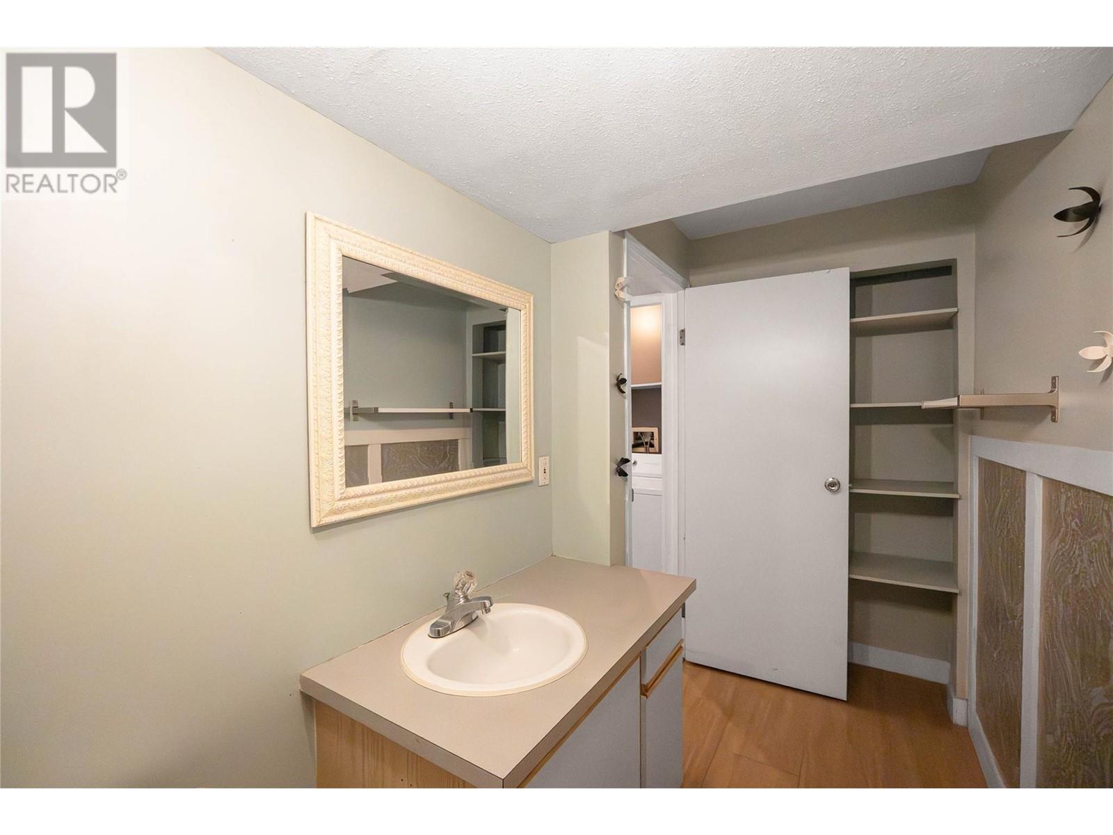 2096 Shamrock Drive, West Kelowna, British Columbia  V4T 1T8 - Photo 38 - 10345190