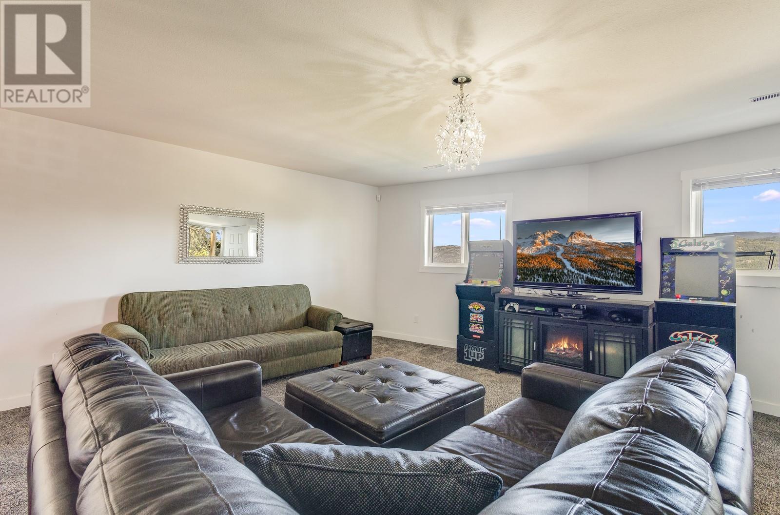 10434 Columbia Way, Vernon, British Columbia  V1H 2B5 - Photo 21 - 10344816