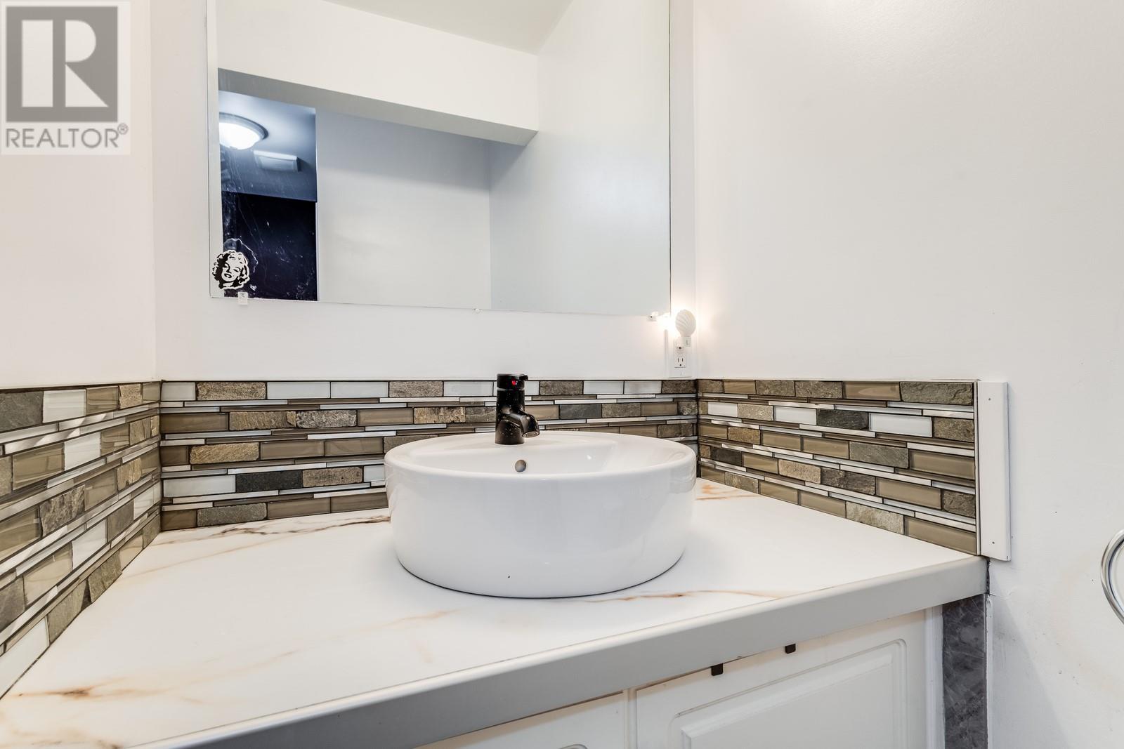 10434 Columbia Way, Vernon, British Columbia  V1H 2B5 - Photo 27 - 10344816