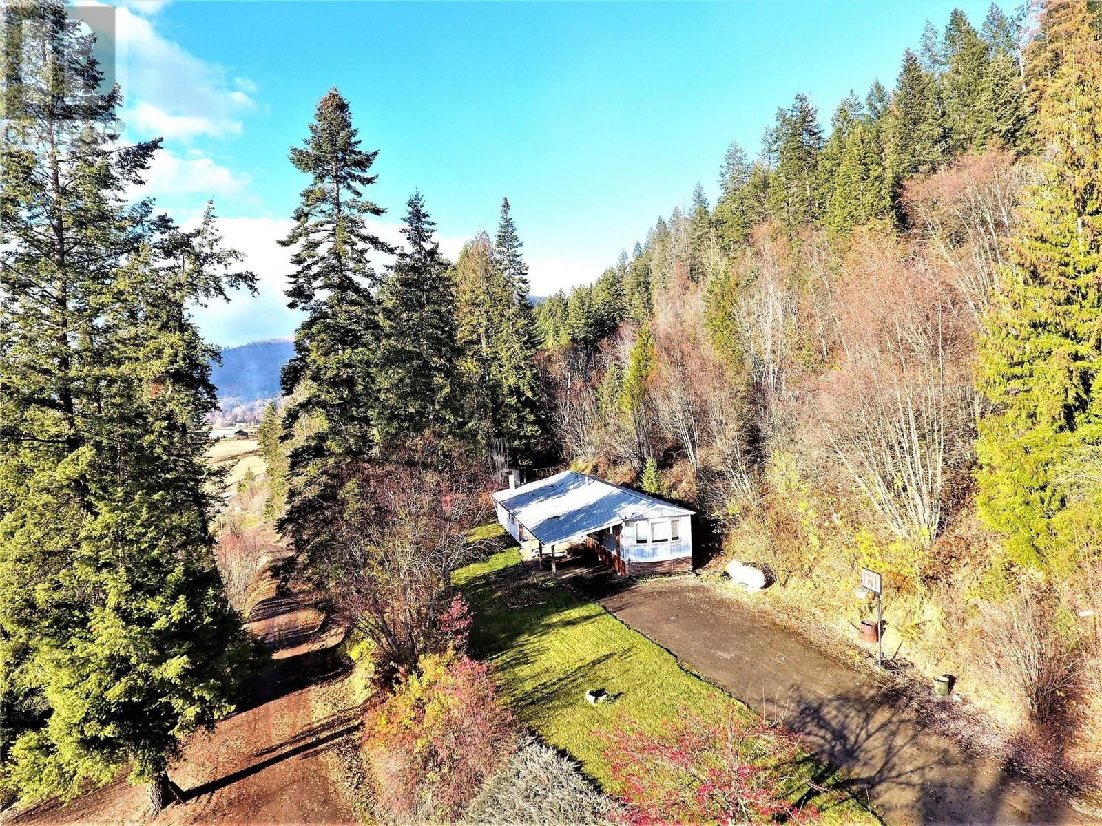 4320 Lower Wynndel Road, Wynndel, British Columbia  V0B 2N1 - Photo 13 - 10346663