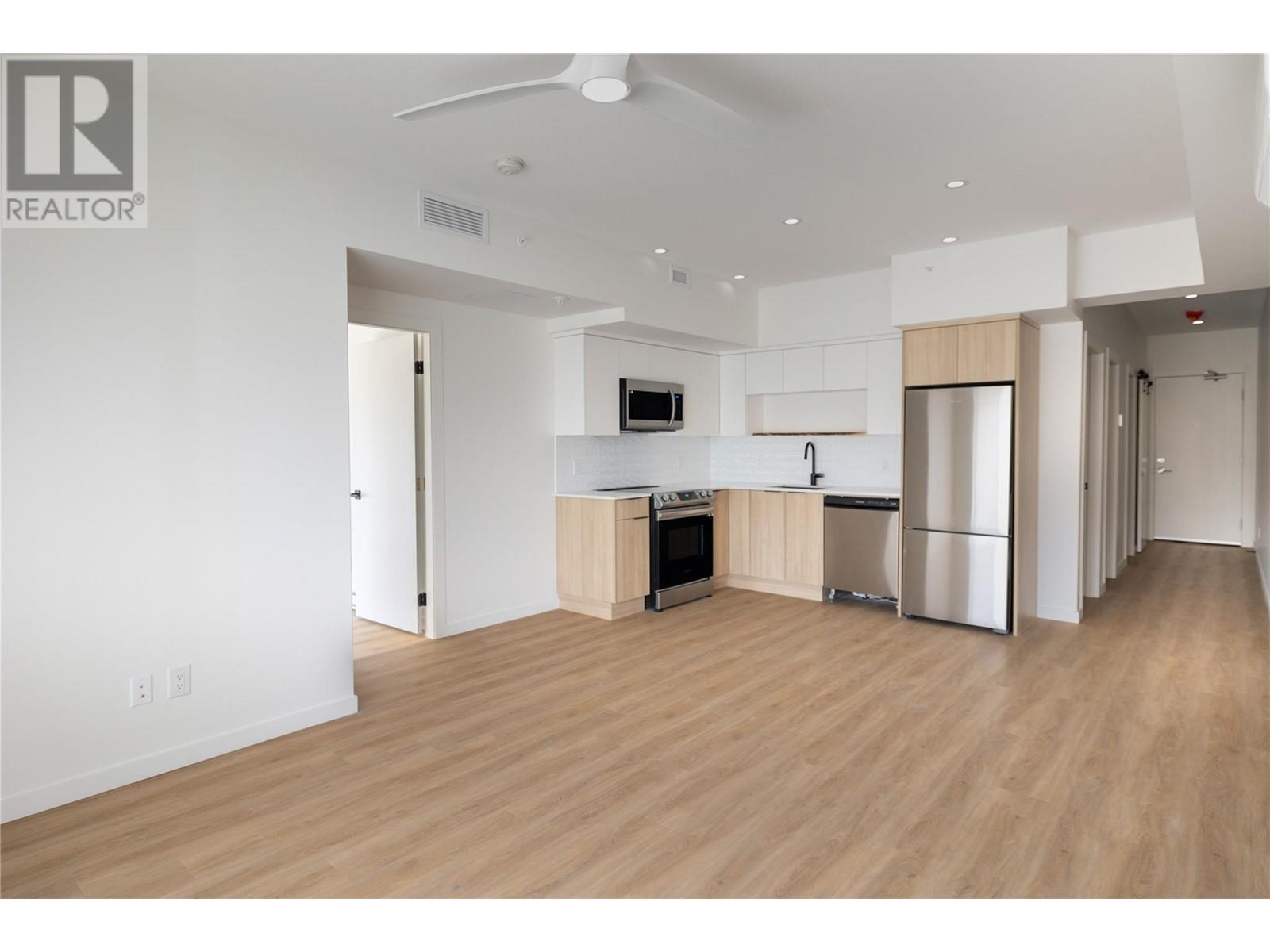 604 Cawston Avenue Unit# 615, Kelowna, British Columbia  V1Y 6Z4 - Photo 3 - 10346818