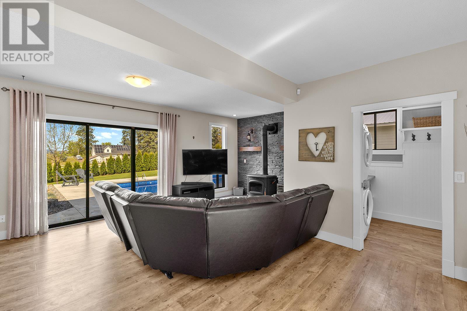 4139 Wallace Hill Road, Kelowna, British Columbia  V1W 4B6 - Photo 37 - 10346629