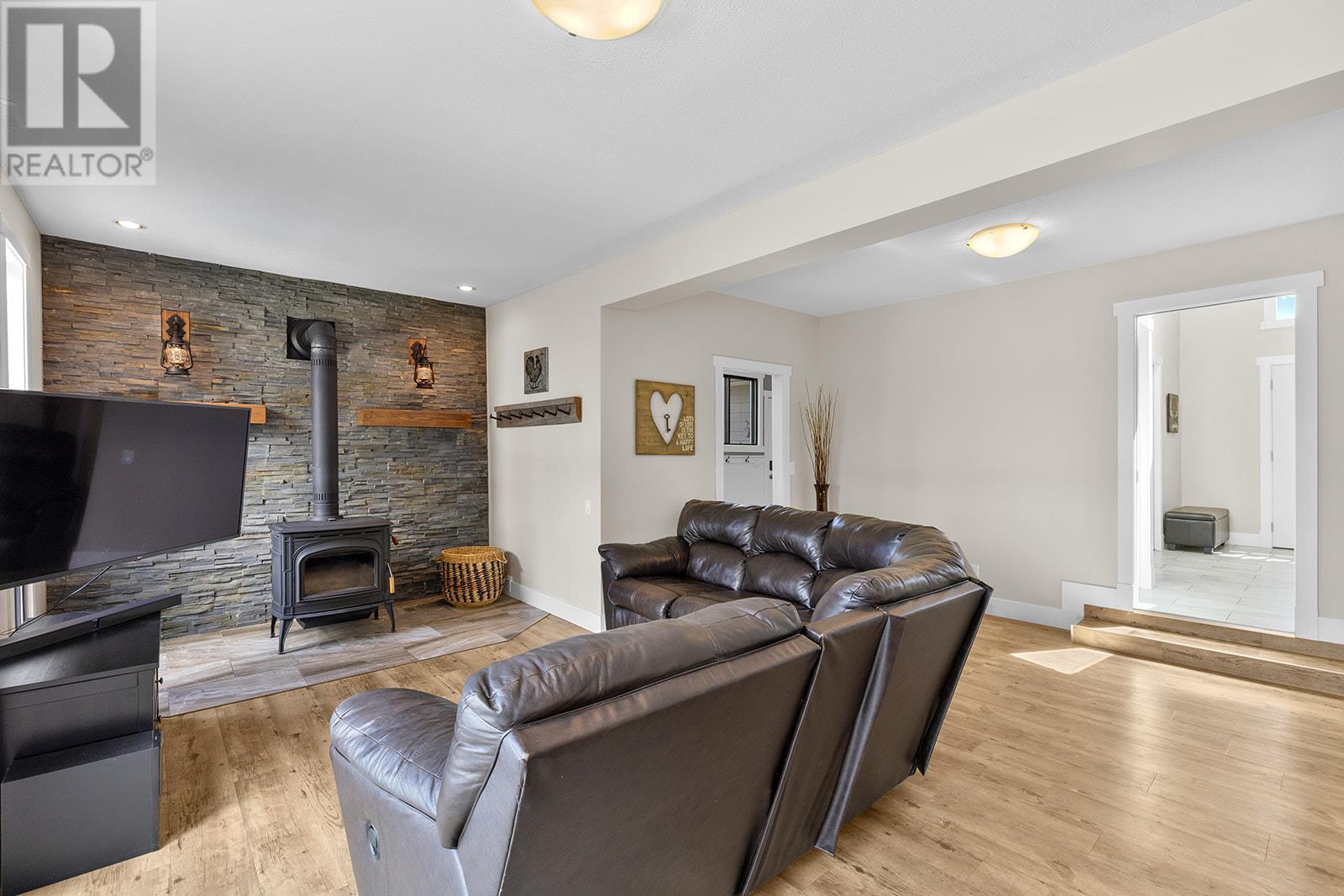 4139 Wallace Hill Road, Kelowna, British Columbia  V1W 4B6 - Photo 38 - 10346629