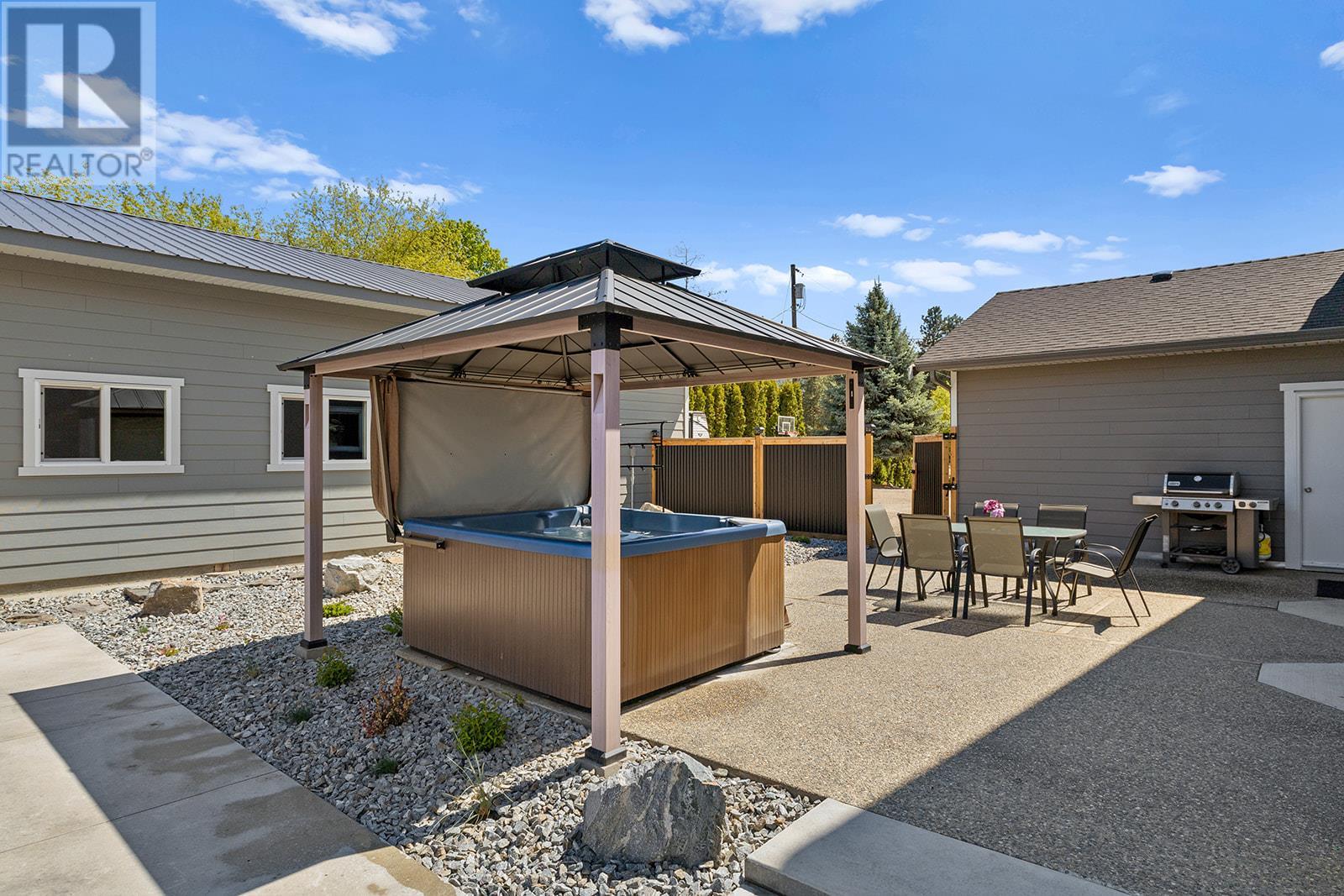 4139 Wallace Hill Road, Kelowna, British Columbia  V1W 4B6 - Photo 7 - 10346629