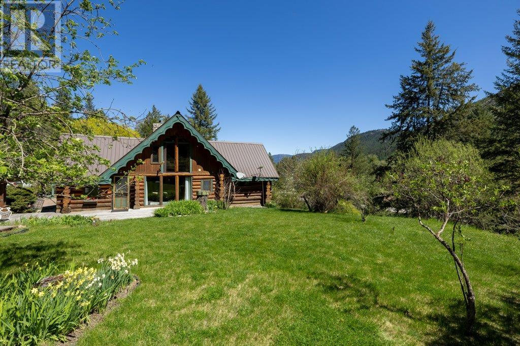 3015 Christian Valley Road, Westbridge, British Columbia  V0H 1Y0 - Photo 12 - 10340754