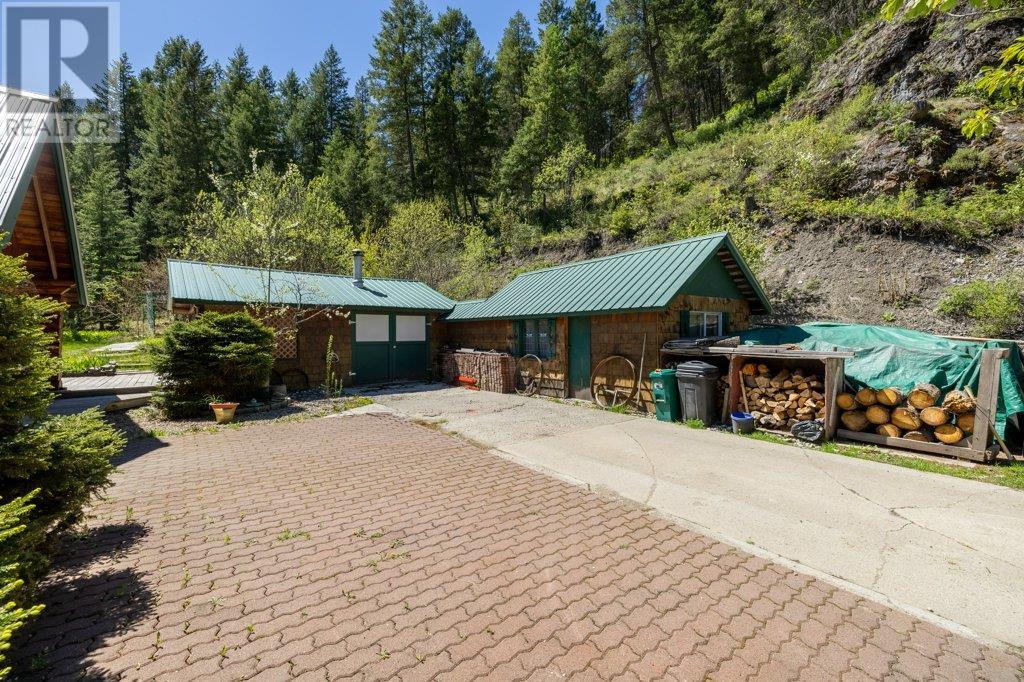 3015 Christian Valley Road, Westbridge, British Columbia  V0H 1Y0 - Photo 24 - 10340754