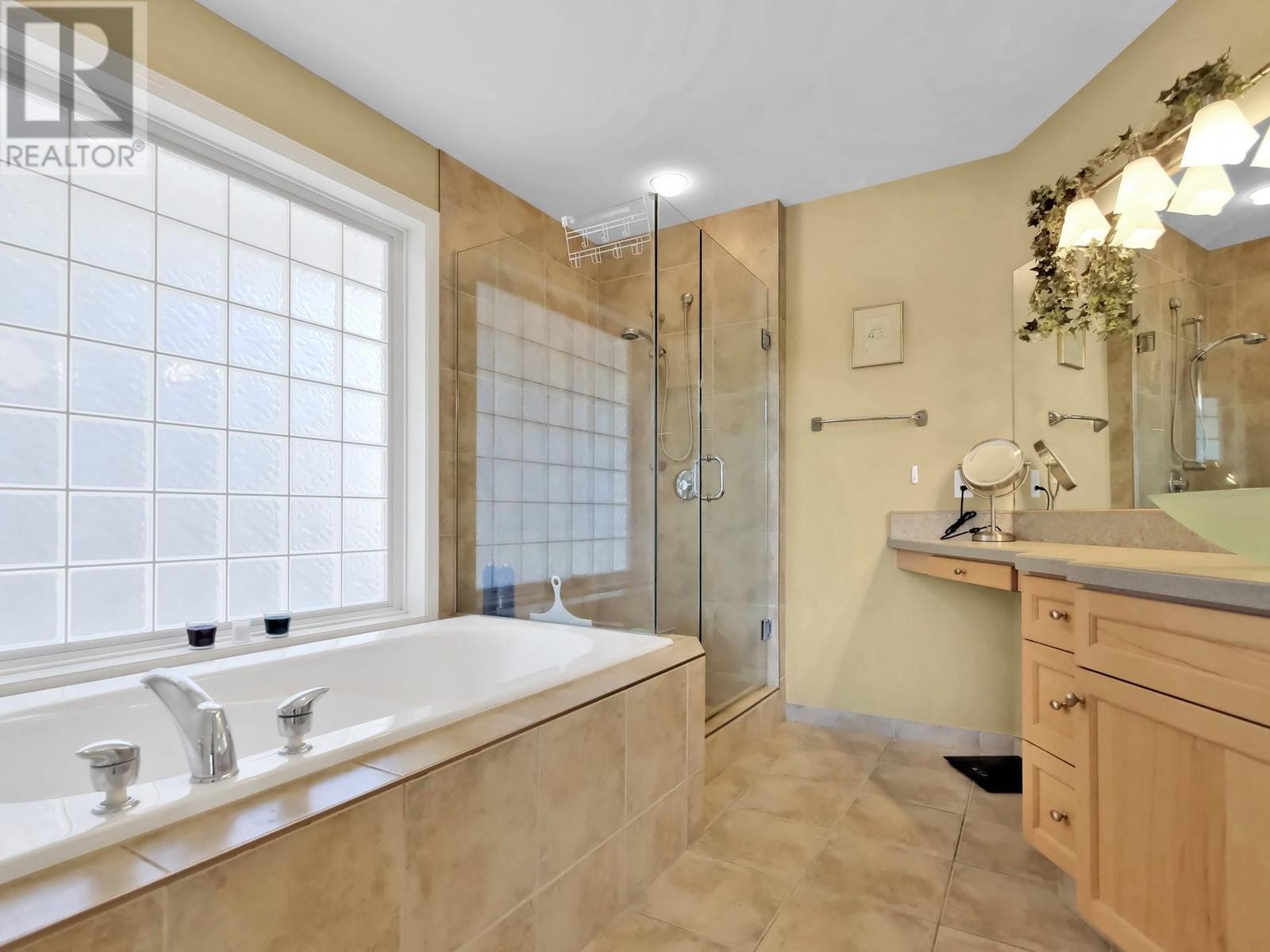 695 Pineview Road Unit# 102, Penticton, British Columbia  V2A 7S8 - Photo 13 - 10346807