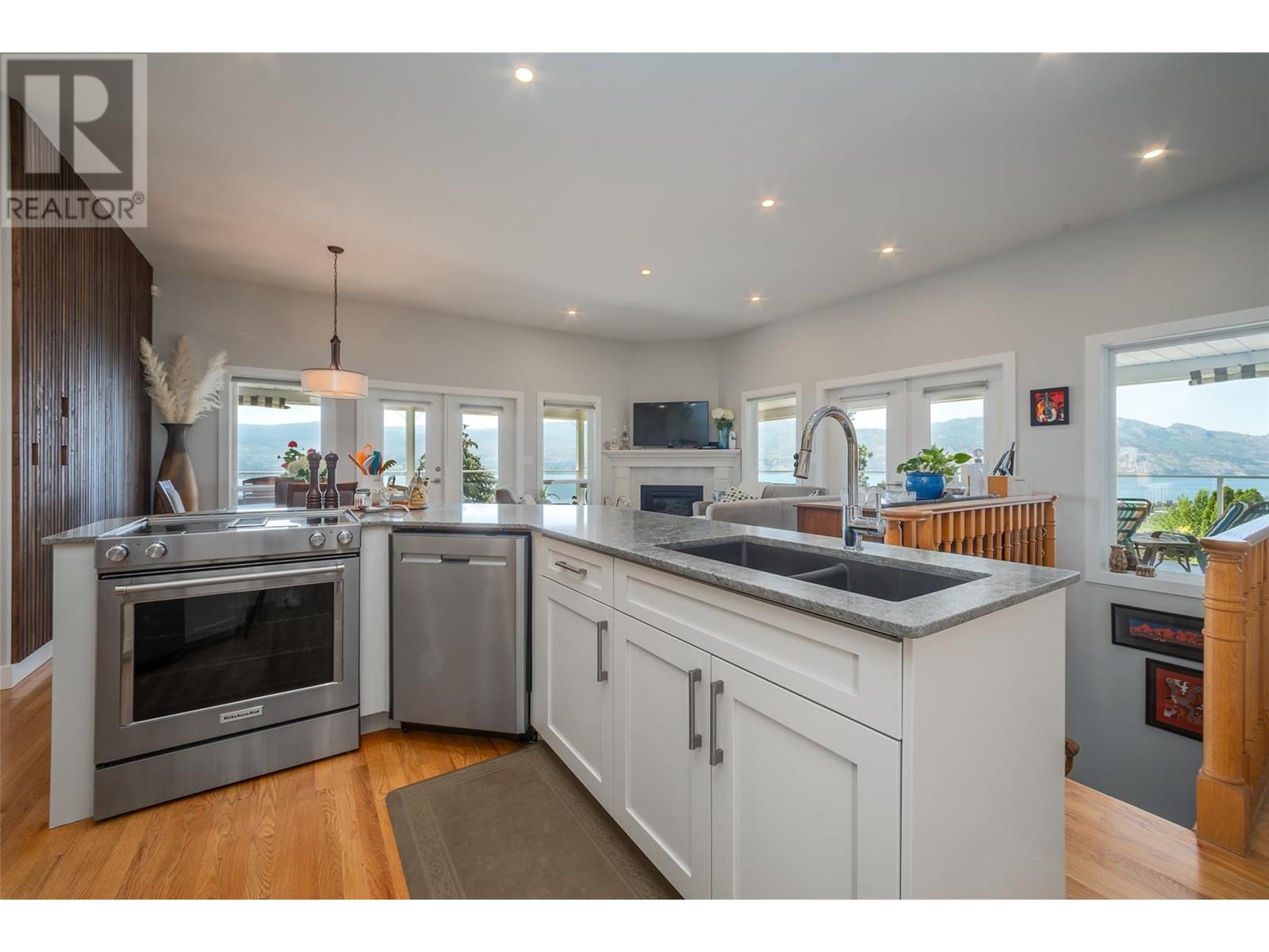 1290 Menu Road, West Kelowna, British Columbia  V1Z 3K2 - Photo 16 - 10346780