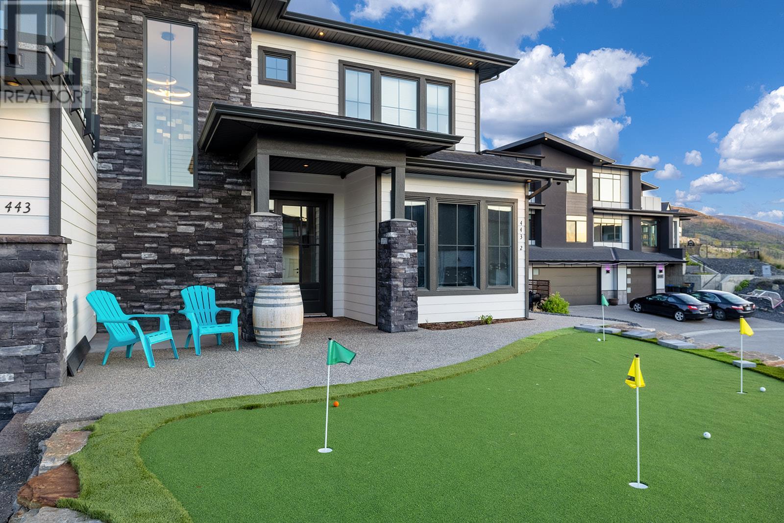 443 Redtail Court, Kelowna, British Columbia  V1W 0B1 - Photo 13 - 10345707