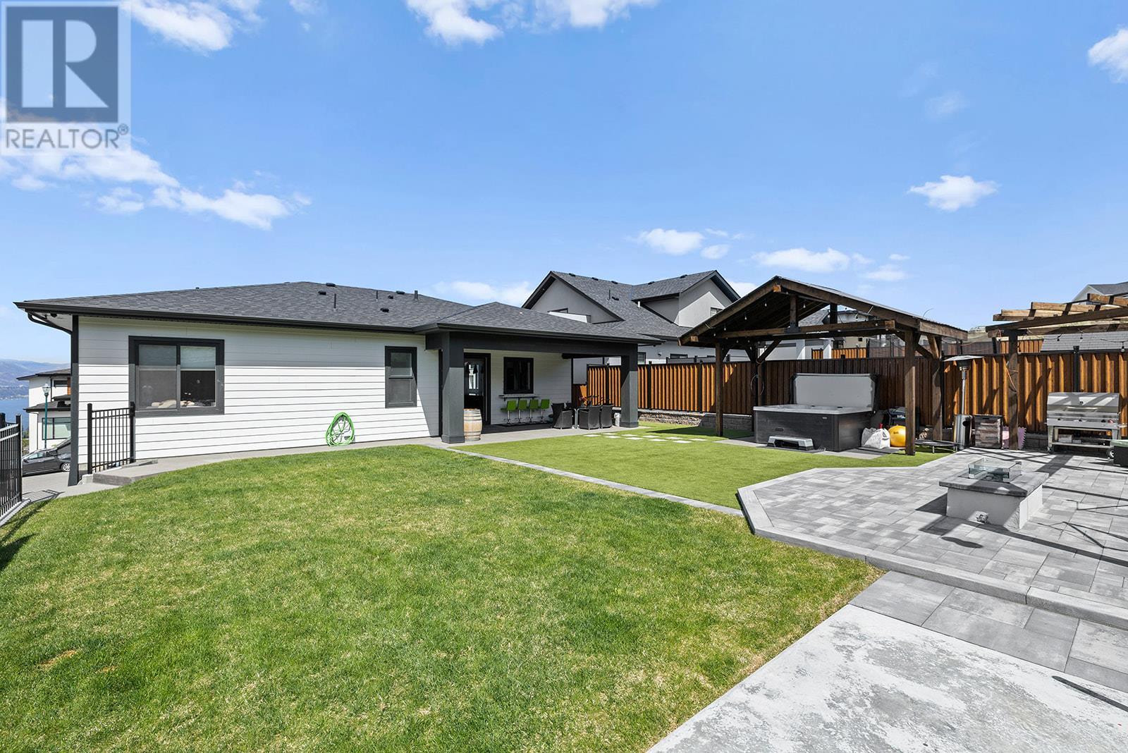 443 Redtail Court, Kelowna, British Columbia  V1W 0B1 - Photo 33 - 10345707