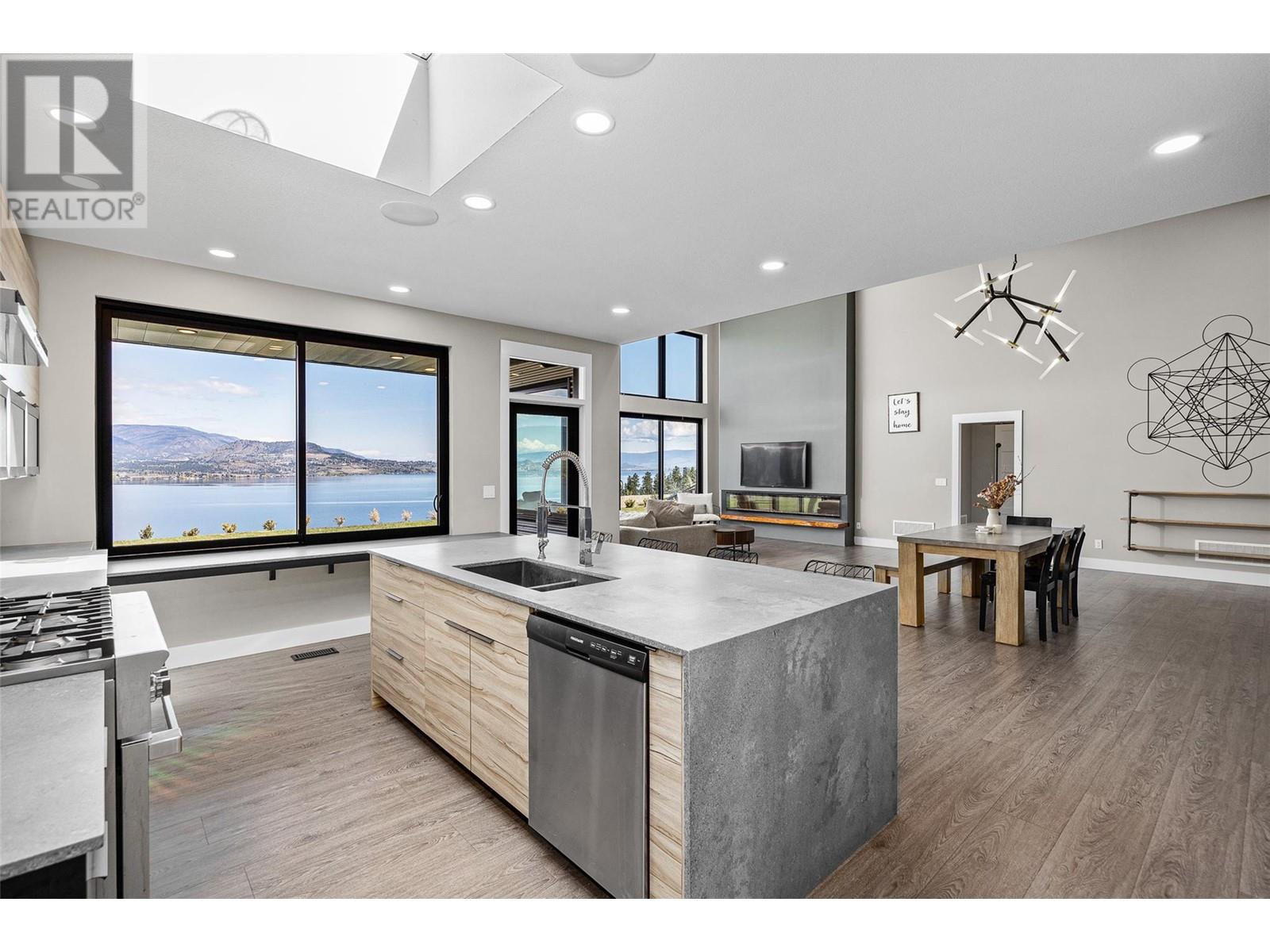 6101 Lakeshore Road, Kelowna, British Columbia  V1W 4J5 - Photo 18 - 10344387