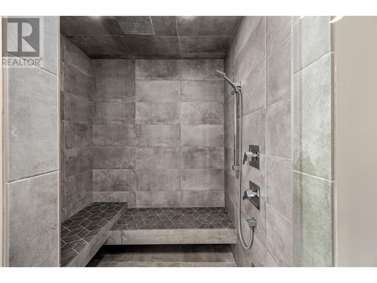 6101 Lakeshore Road, Kelowna, British Columbia  V1W 4J5 - Photo 27 - 10344387