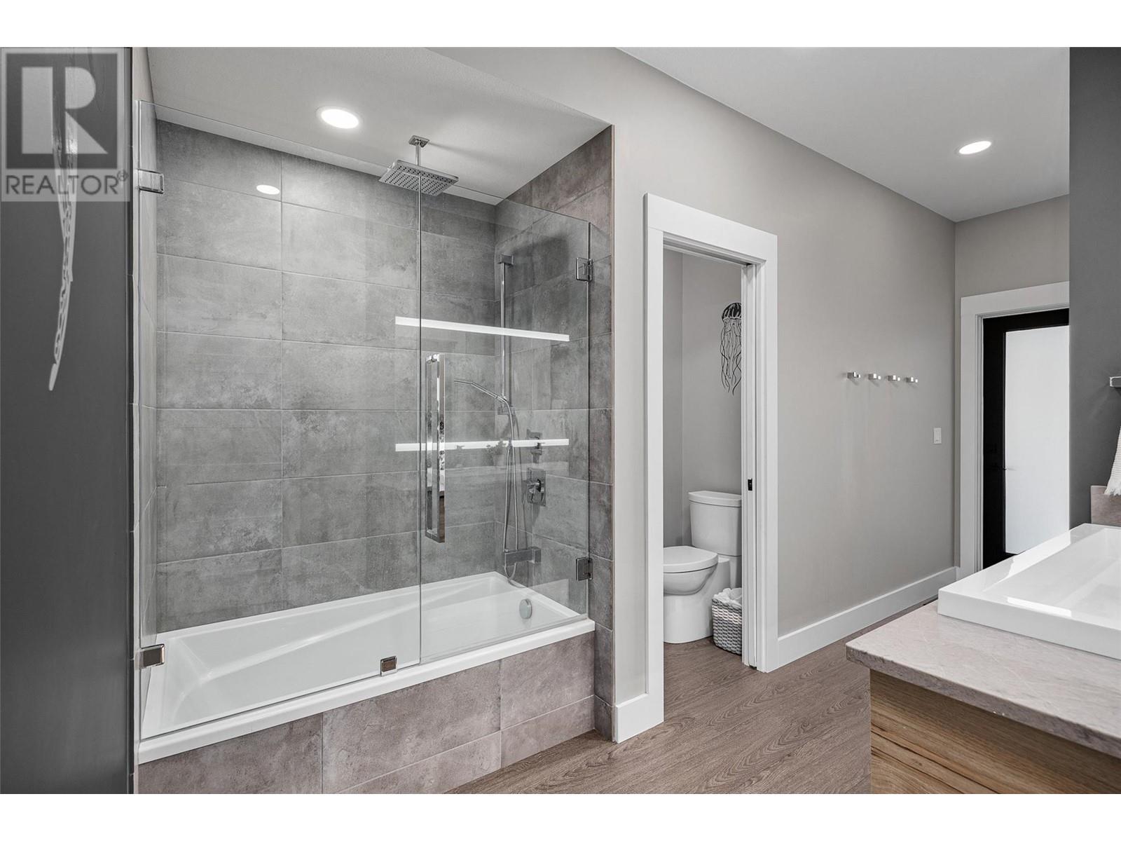 6101 Lakeshore Road, Kelowna, British Columbia  V1W 4J5 - Photo 33 - 10344387