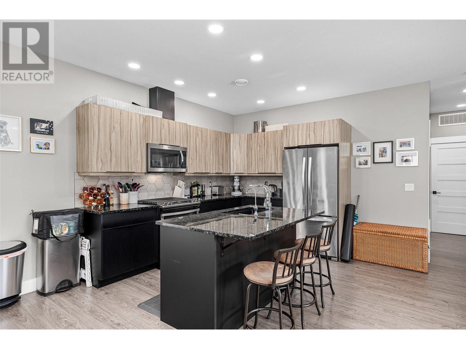 6101 Lakeshore Road, Kelowna, British Columbia  V1W 4J5 - Photo 50 - 10344387