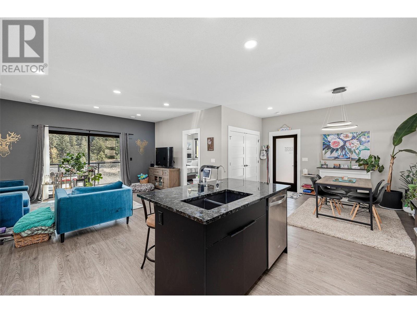 6101 Lakeshore Road, Kelowna, British Columbia  V1W 4J5 - Photo 52 - 10344387