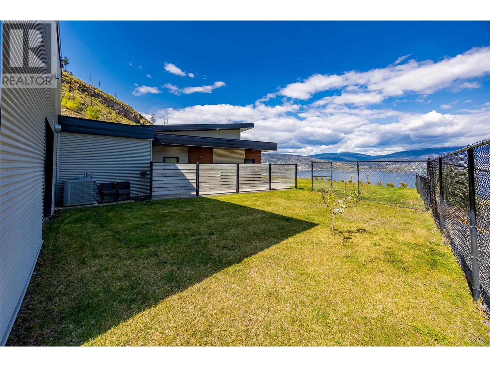 6101 Lakeshore Road, Kelowna, British Columbia  V1W 4J5 - Photo 63 - 10344387