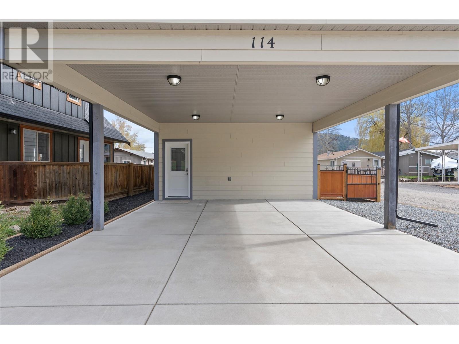 114 Elk Street, Vernon, British Columbia  V1H 2A1 - Photo 3 - 10346821