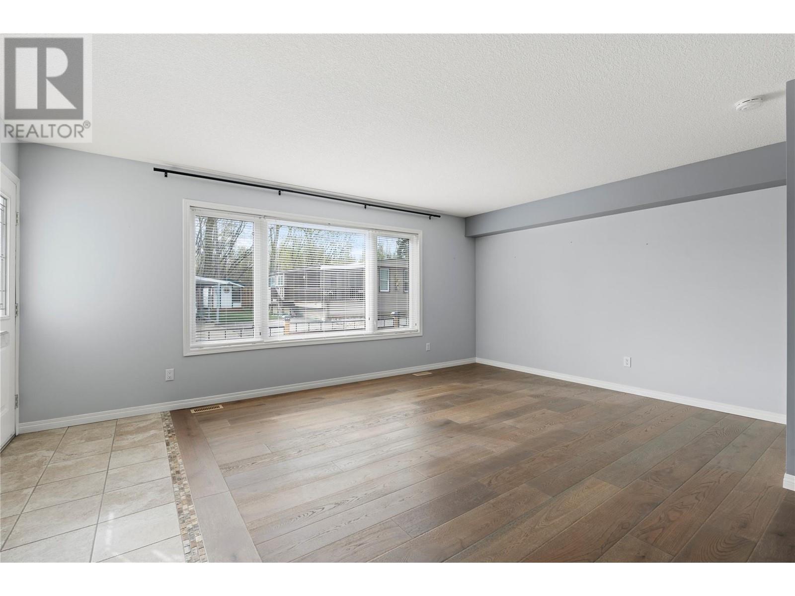 114 Elk Street, Vernon, British Columbia  V1H 2A1 - Photo 6 - 10346821