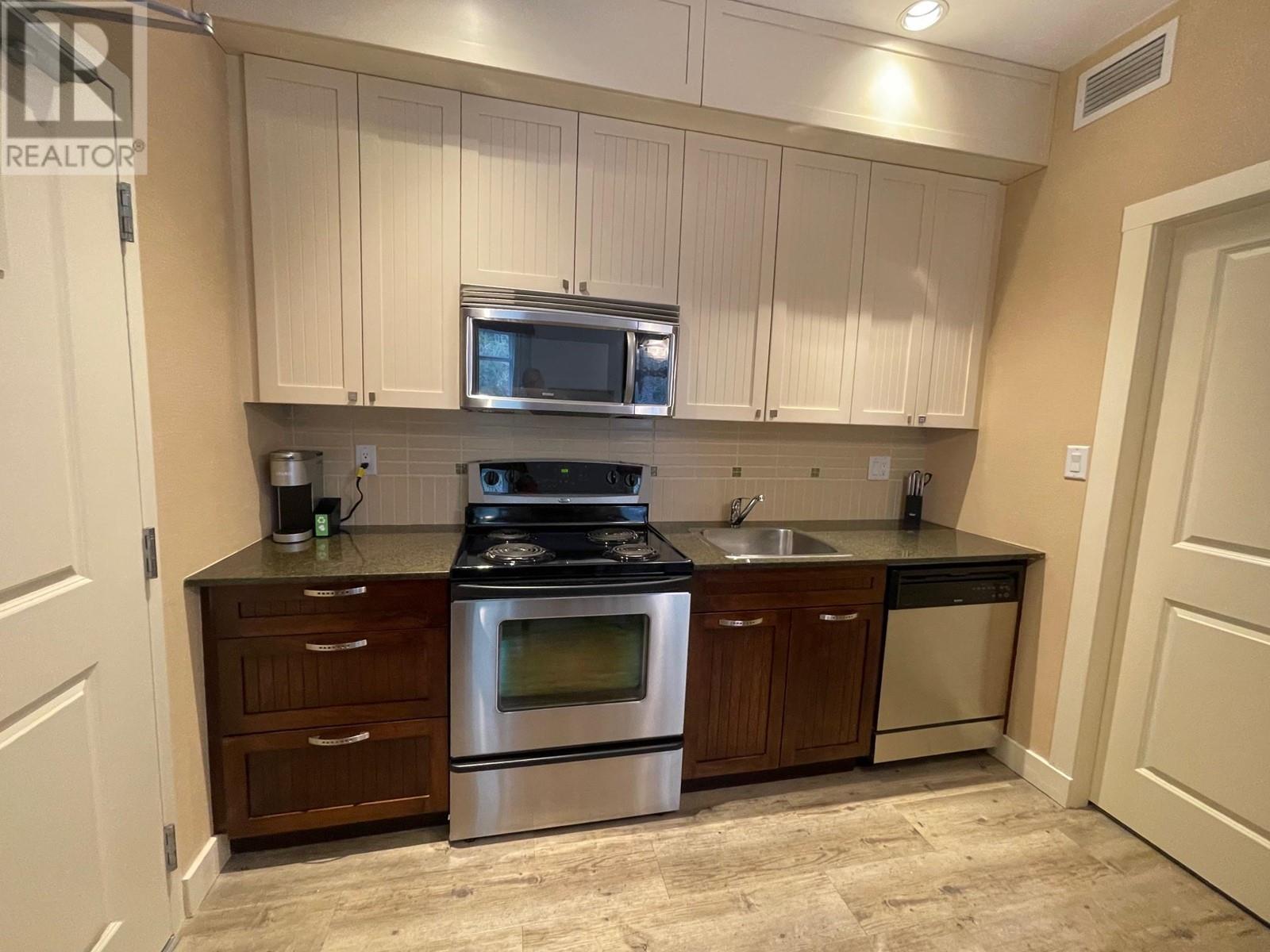 13011 Lakeshore Drive Unit# 234, Summerland, British Columbia  V0H 1Z1 - Photo 8 - 10346783