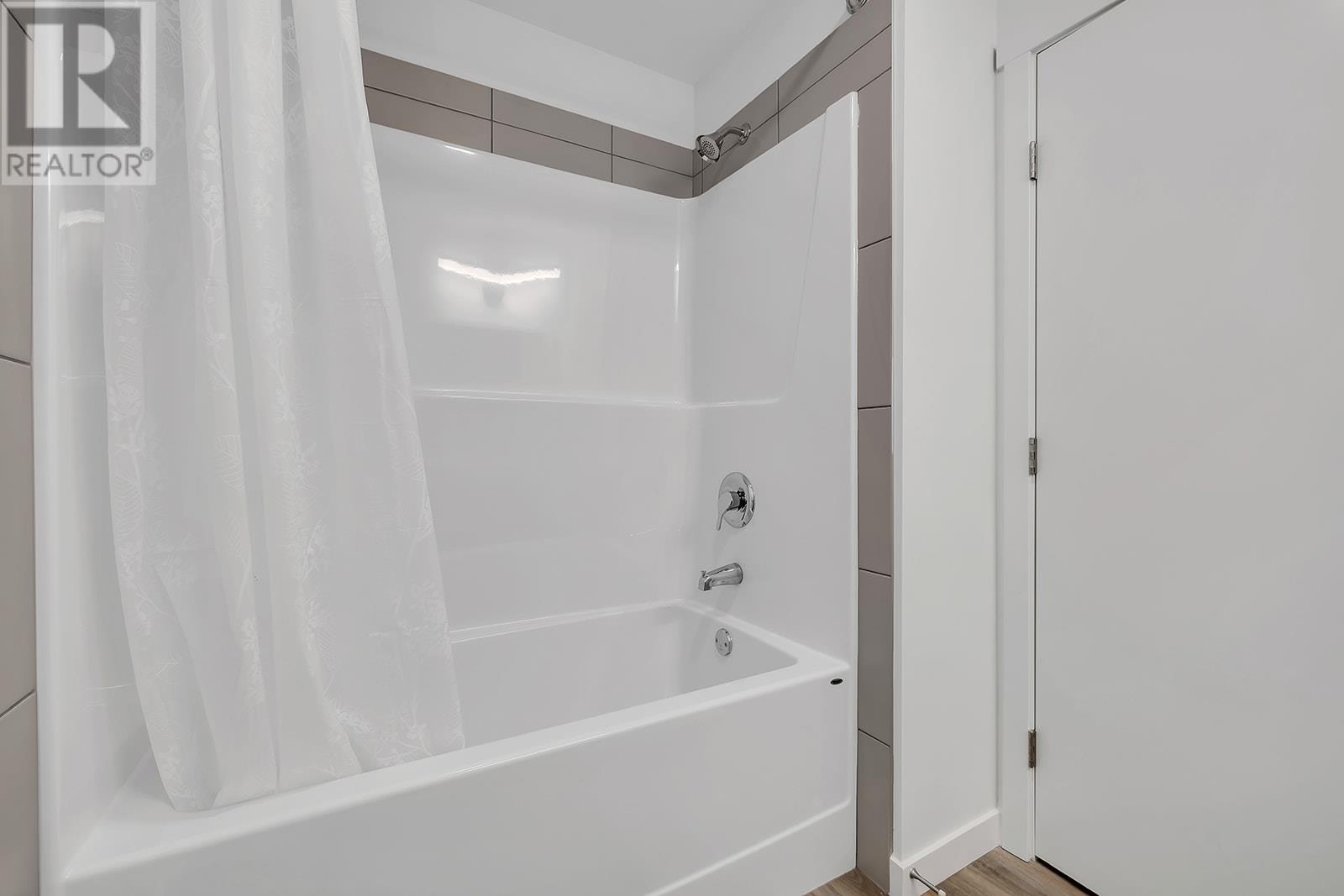 1111 Frost Road Unit# 201, Kelowna, British Columbia  V1W 0G8 - Photo 22 - 10346357