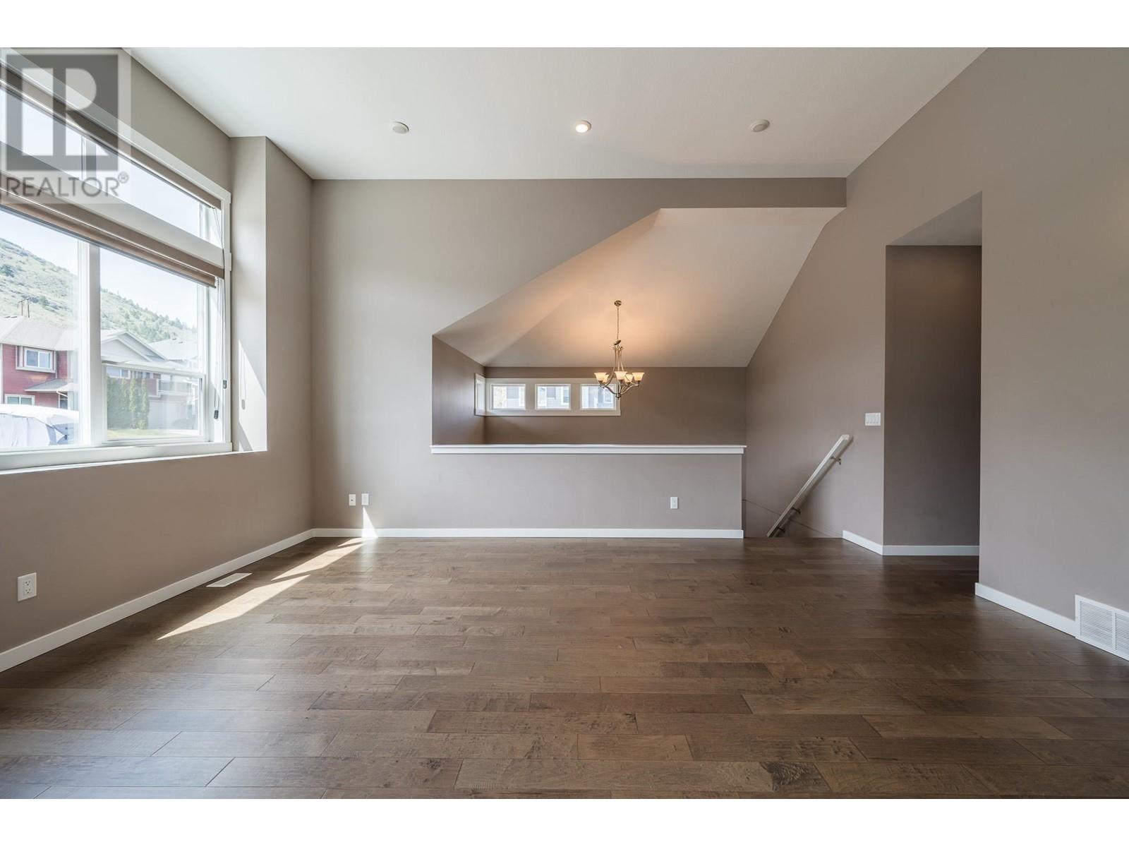 2198 Saddleback Drive, Kamloops, British Columbia  V2B 0G7 - Photo 10 - 10345364